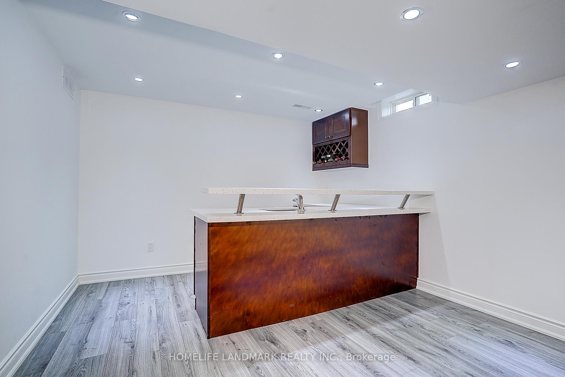 Photo 39 of 16 Eakin Mill Road, Markham, Wismer — HOMEH
