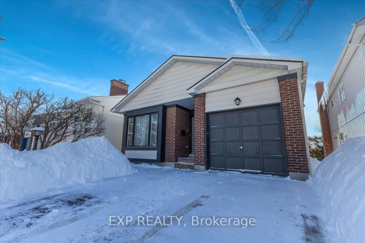 Photo 2 of 12 Harness Lane, Ottawa, Kanata - Bridlewood — HOMEH