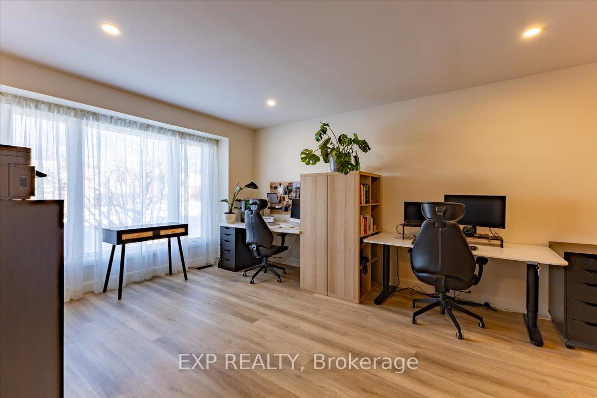 Photo 6 of 12 Harness Lane, Ottawa, Kanata - Bridlewood — HOMEH