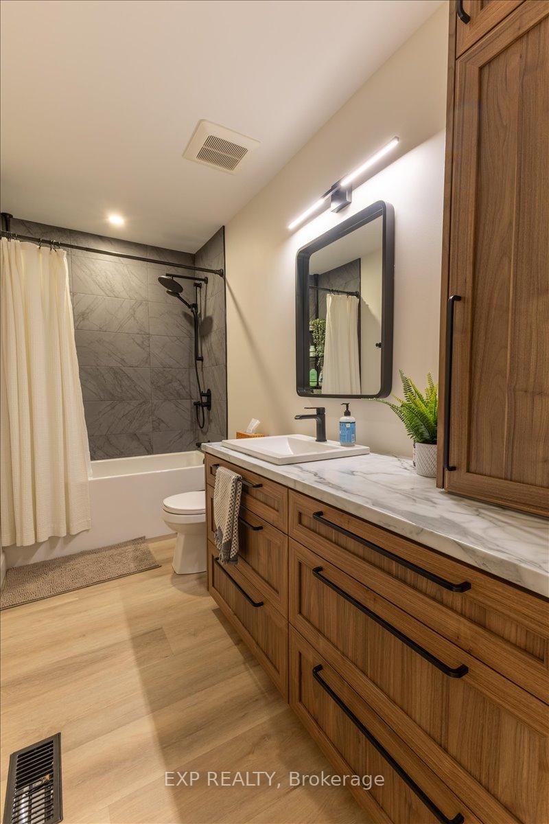 Photo 26 of 12 Harness Lane, Ottawa, Kanata - Bridlewood — HOMEH