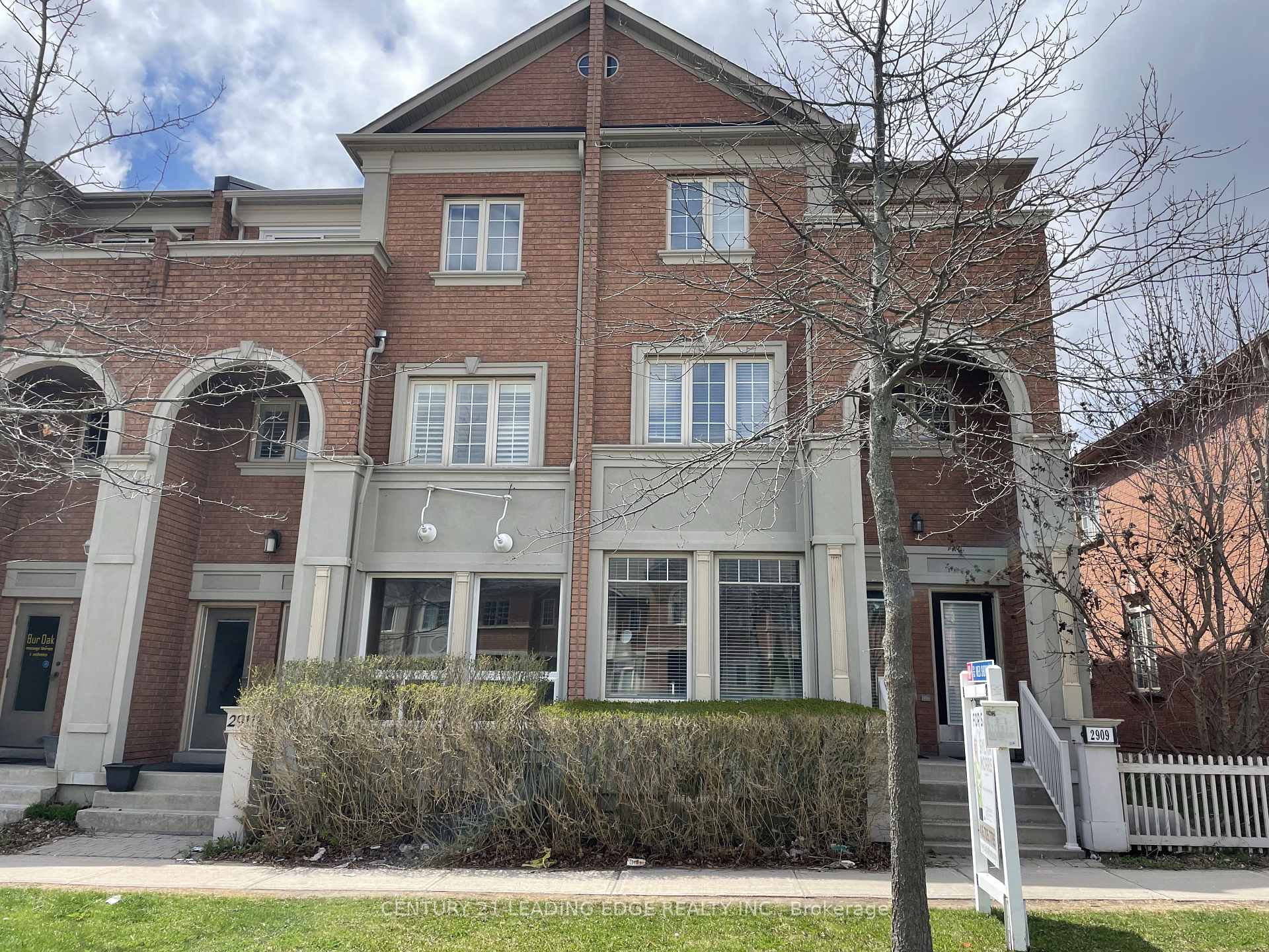 Photo 1 of 2909 Bur Oak Avenue, Markham, Cornell — HOMEH