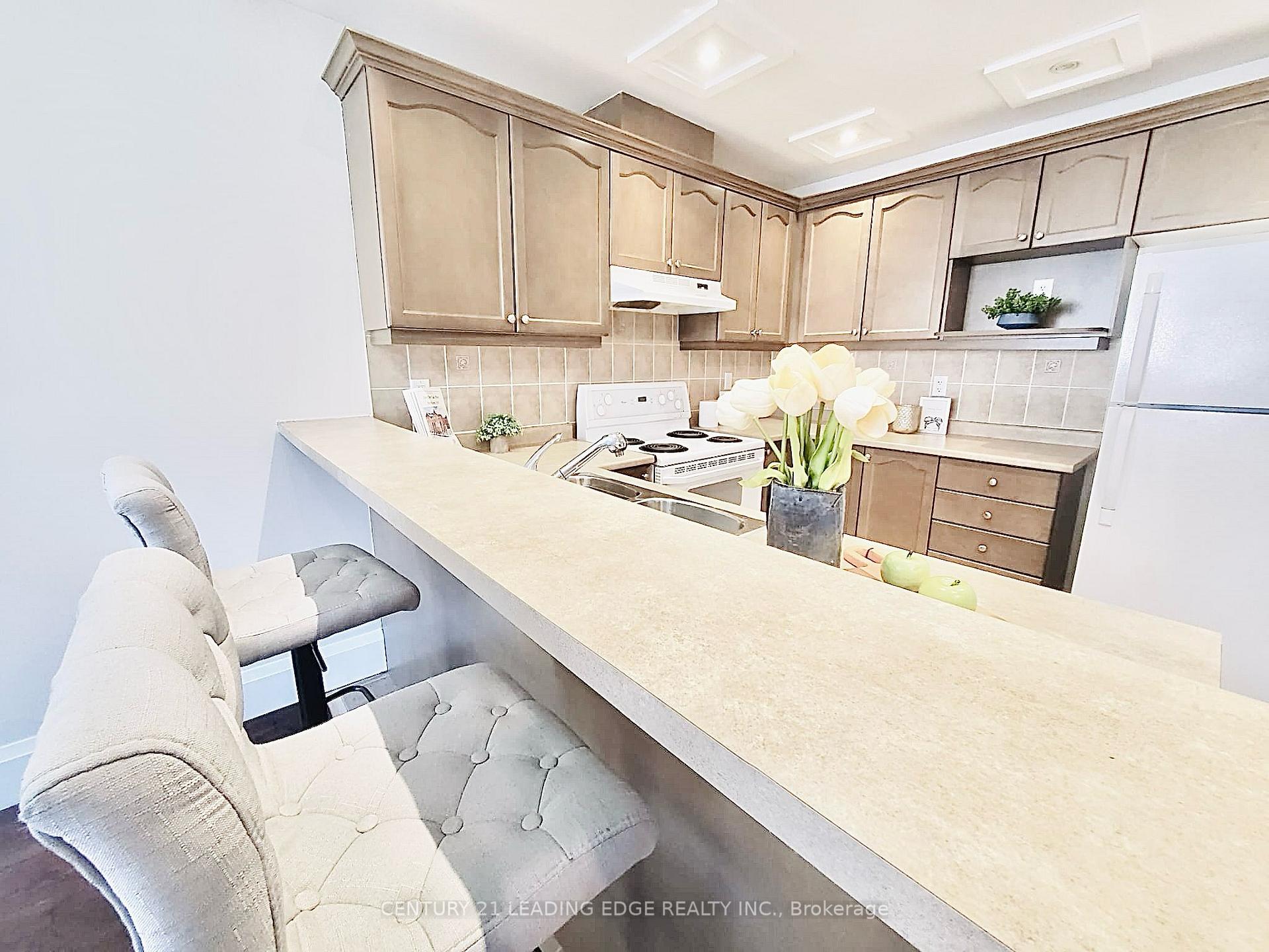 Photo 6 of 2909 Bur Oak Avenue, Markham, Cornell — HOMEH