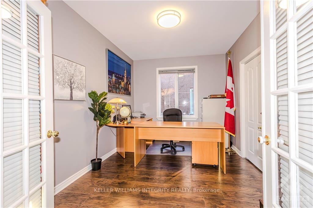 Photo 8 of 72 Kenins Crescent, Ottawa, Kanata - Kanata Lakes/Heritage Hills — HOMEH
