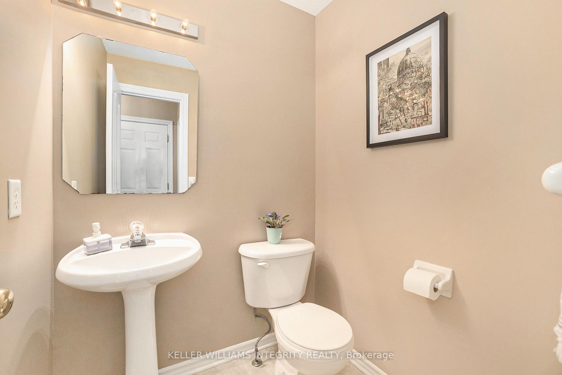 Photo 10 of 16 Woliston Crescent, Ottawa, Kanata - Morgan's Grant/South March — HOMEH