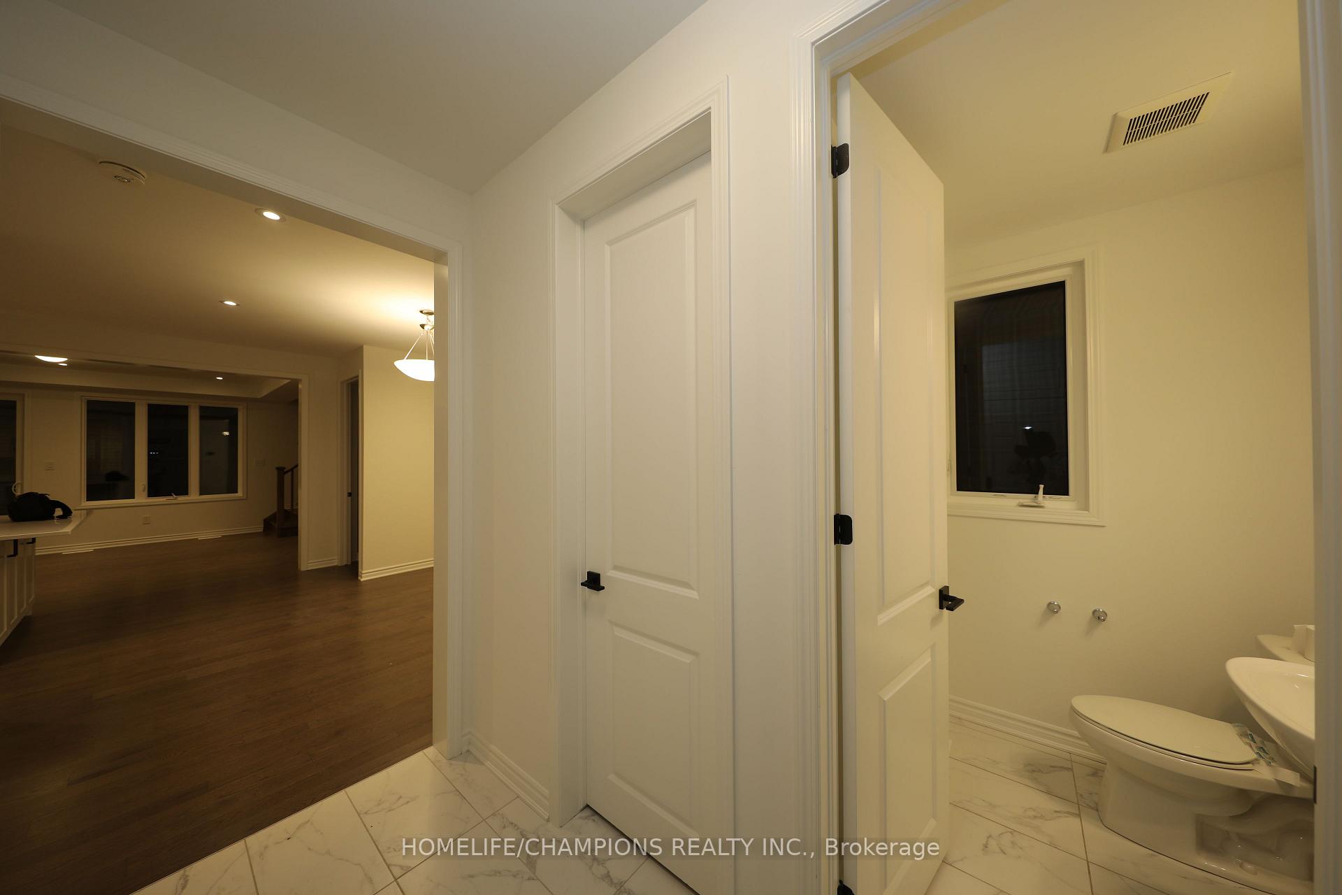 Photo 18 of 266 Marigold Court, Milton, Walker — HOMEH