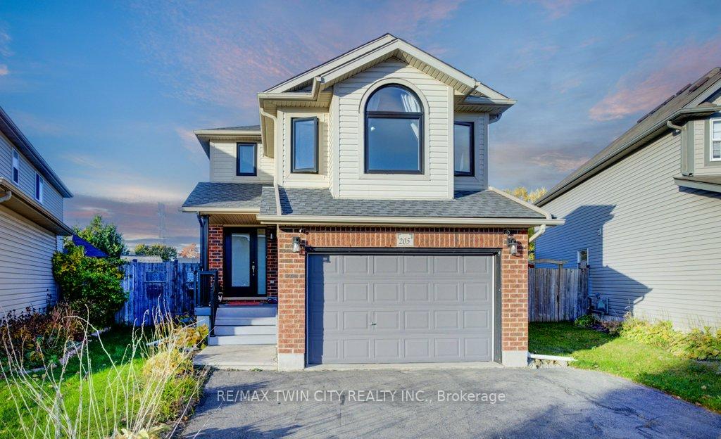 Photo 3 of 205 Prosperity Drive, Kitchener — HOMEH