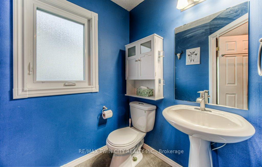 Photo 6 of 205 Prosperity Drive, Kitchener — HOMEH