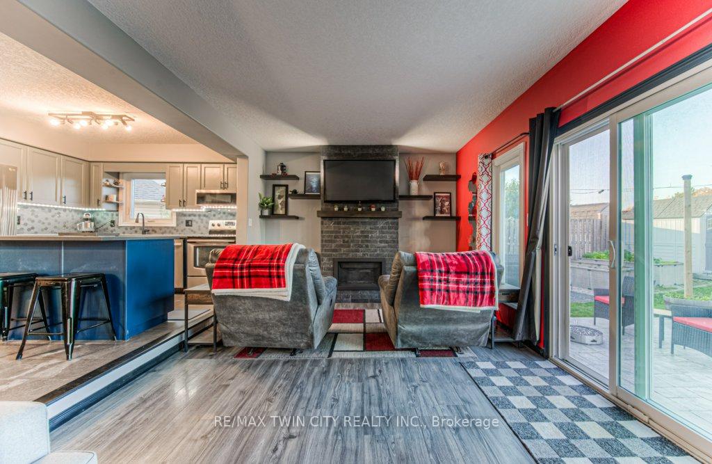 Photo 17 of 205 Prosperity Drive, Kitchener — HOMEH