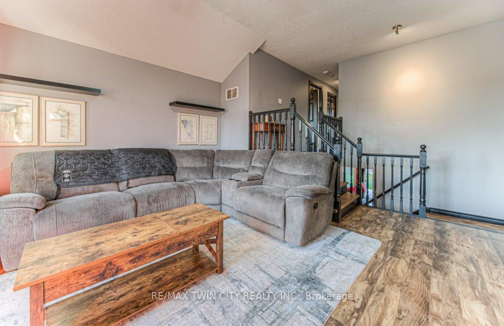 Photo 22 of 205 Prosperity Drive, Kitchener — HOMEH