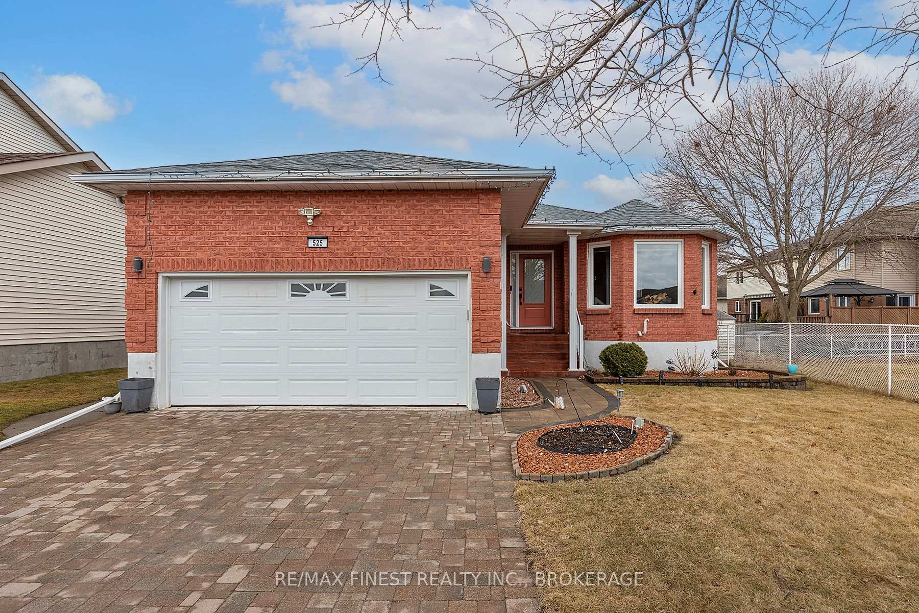 Photo 1 of 525 Citation Crescent, Kingston, City Southwest — HOMEH