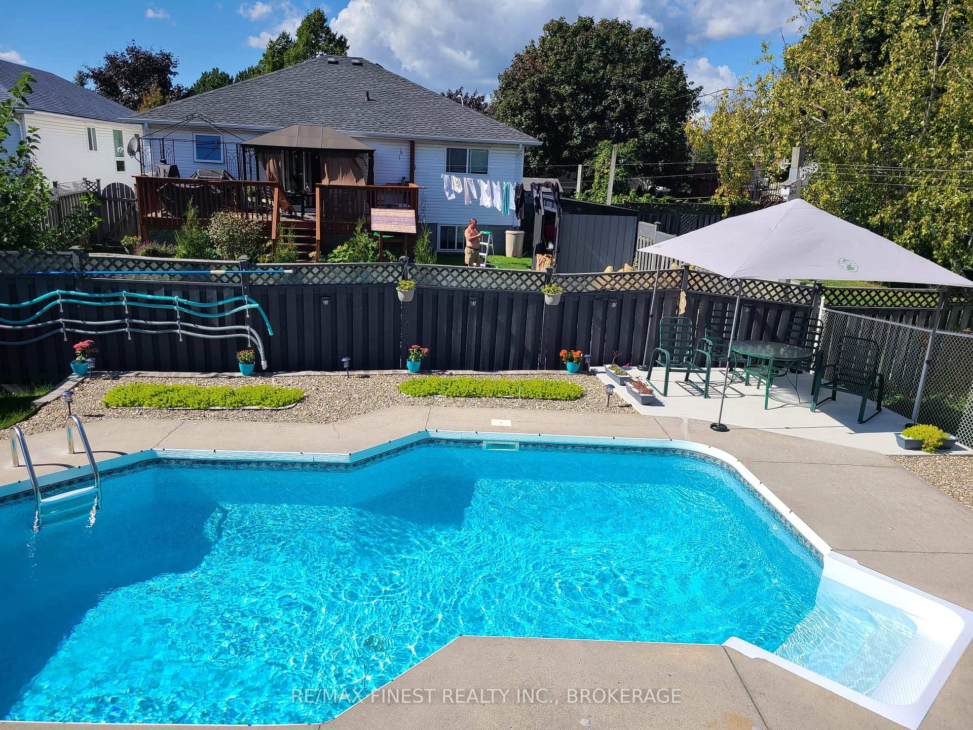 Photo 31 of 525 Citation Crescent, Kingston, City Southwest — HOMEH