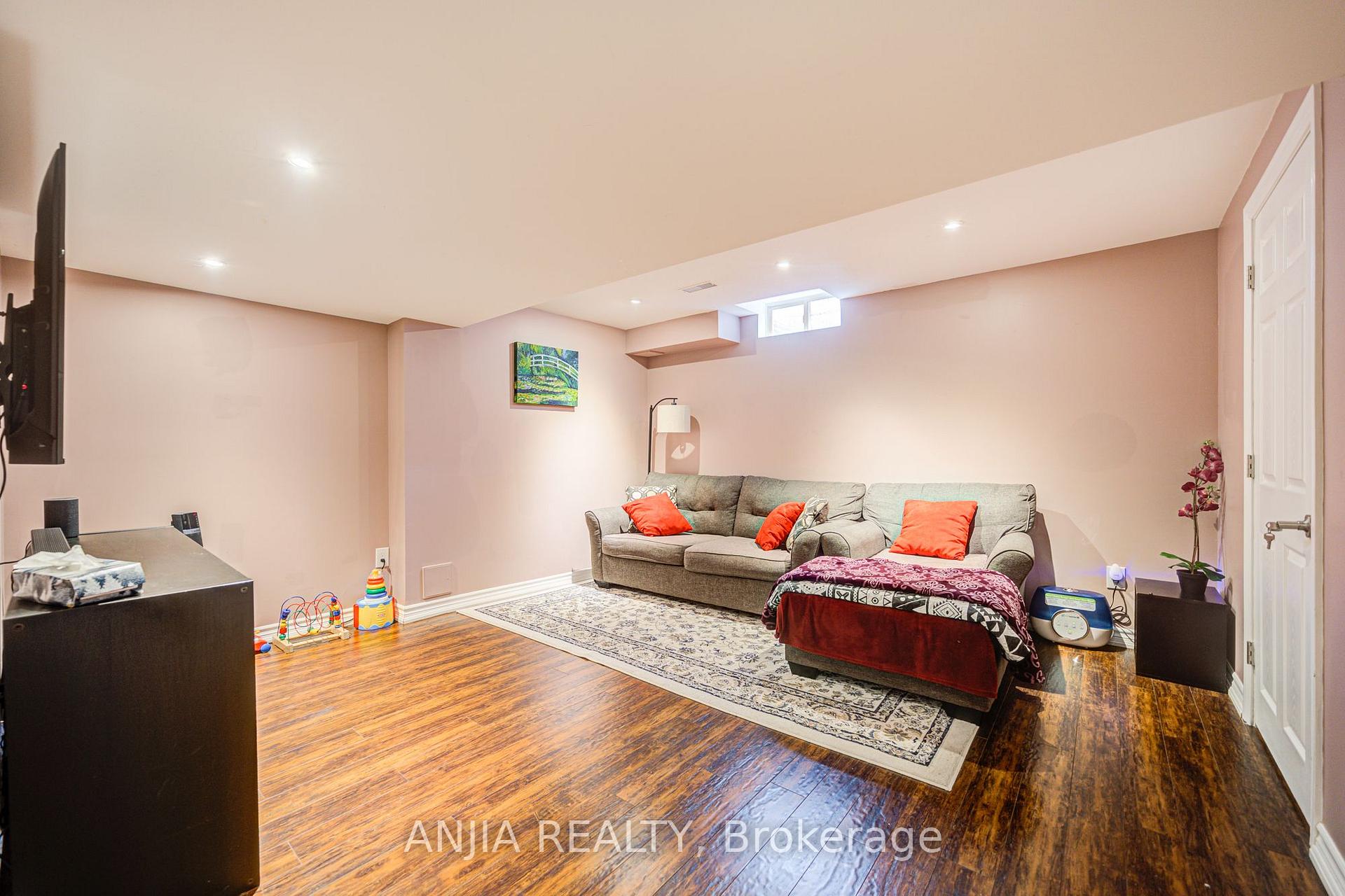 Photo 43 of 5 Hartmoor Street, Markham, Wismer — HOMEH
