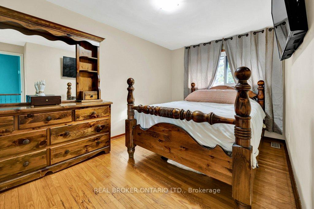 Photo 13 of 222 Mausser Avenue, Kitchener — HOMEH
