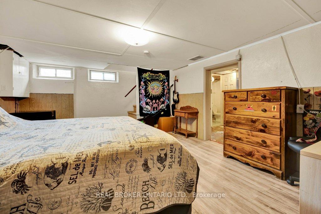 Photo 17 of 222 Mausser Avenue, Kitchener — HOMEH