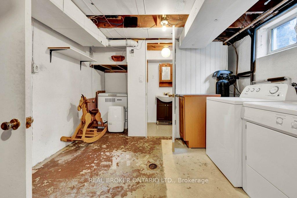 Photo 18 of 222 Mausser Avenue, Kitchener — HOMEH