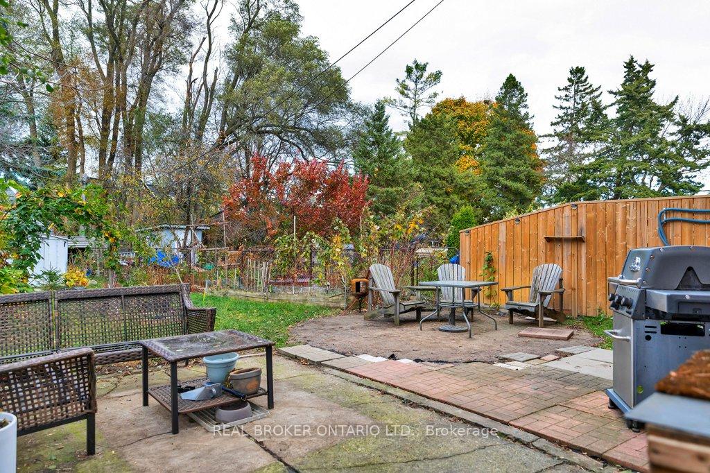 Photo 23 of 222 Mausser Avenue, Kitchener — HOMEH
