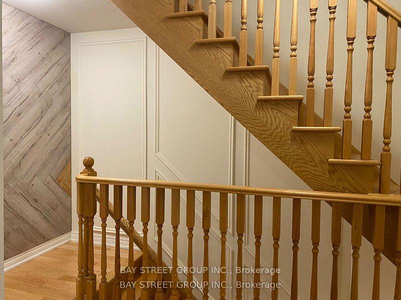 Photo 5 of 13 Alicia Lane, Markham, Box Grove — HOMEH