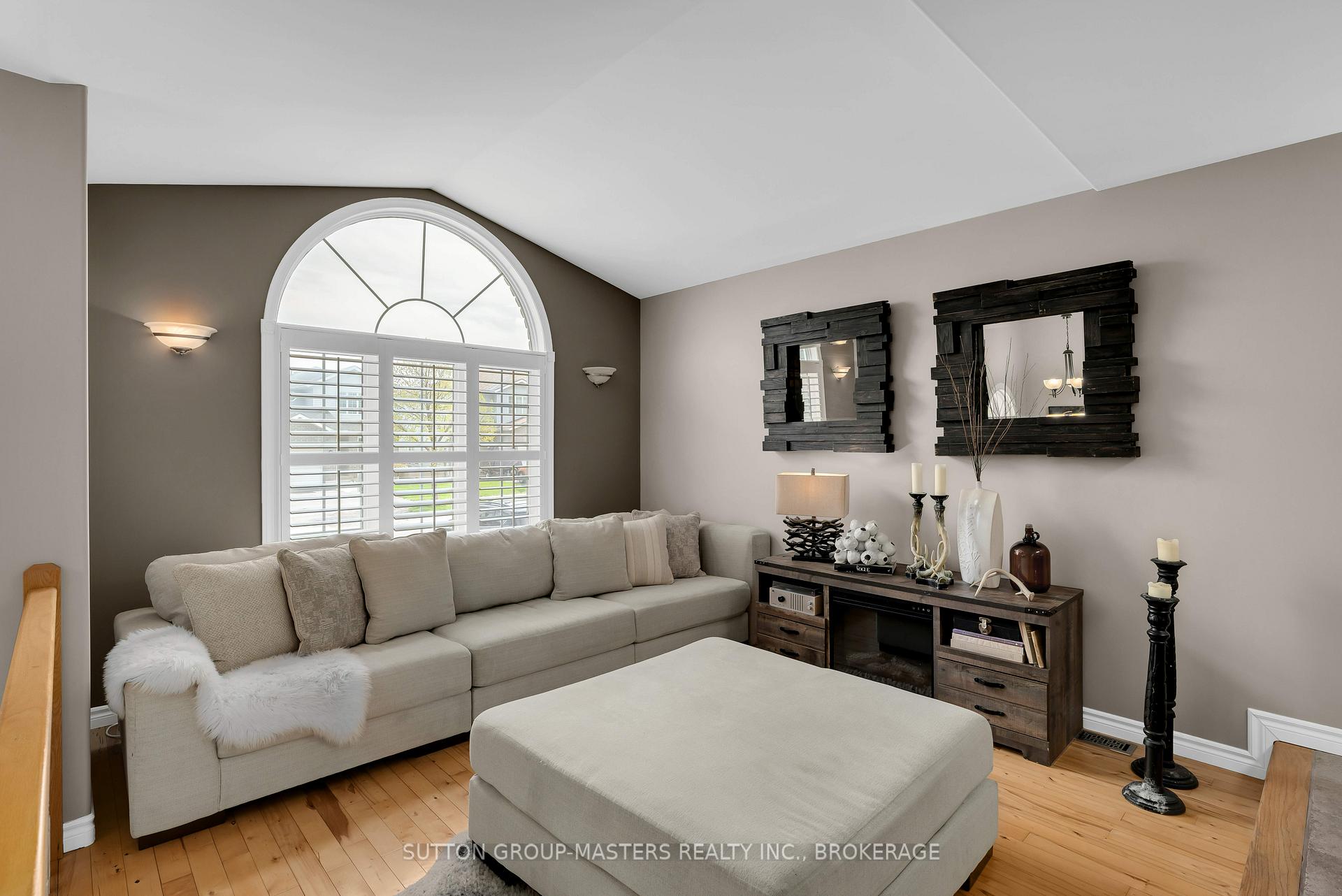 Photo 5 of 677 Tanner Drive, Kingston, East Gardiners Rd — HOMEH