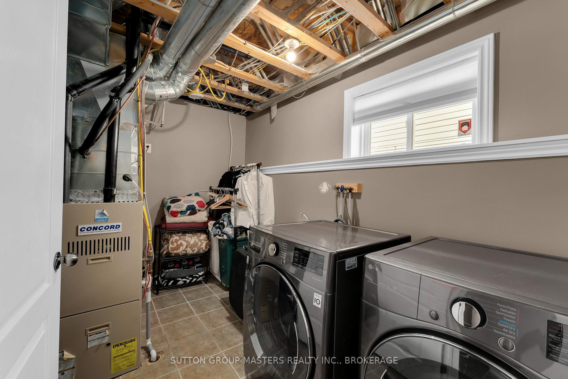 Photo 30 of 677 Tanner Drive, Kingston, East Gardiners Rd — HOMEH