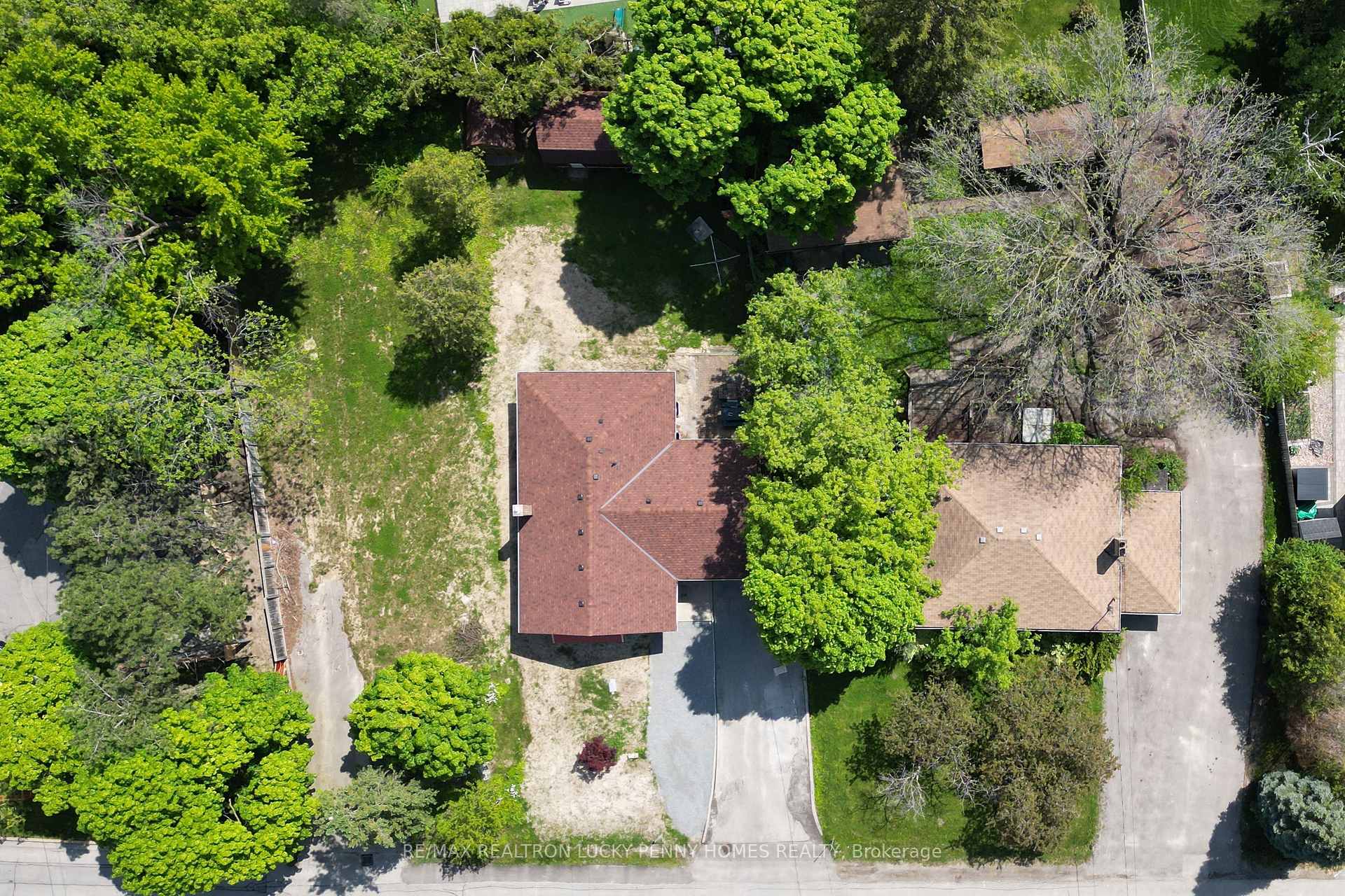Photo 28 of 3 Grandview Boulevard, Markham, Bullock — HOMEH