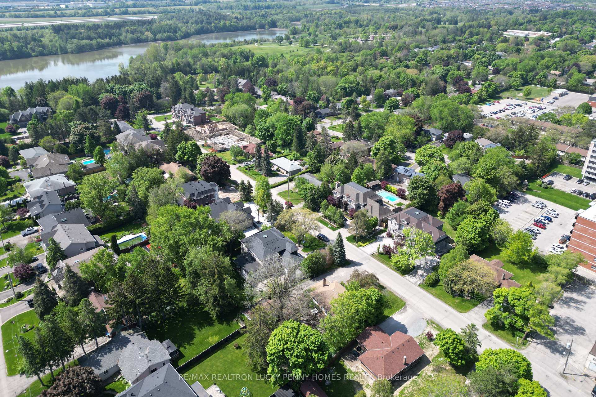 Photo 29 of 3 Grandview Boulevard, Markham, Bullock — HOMEH