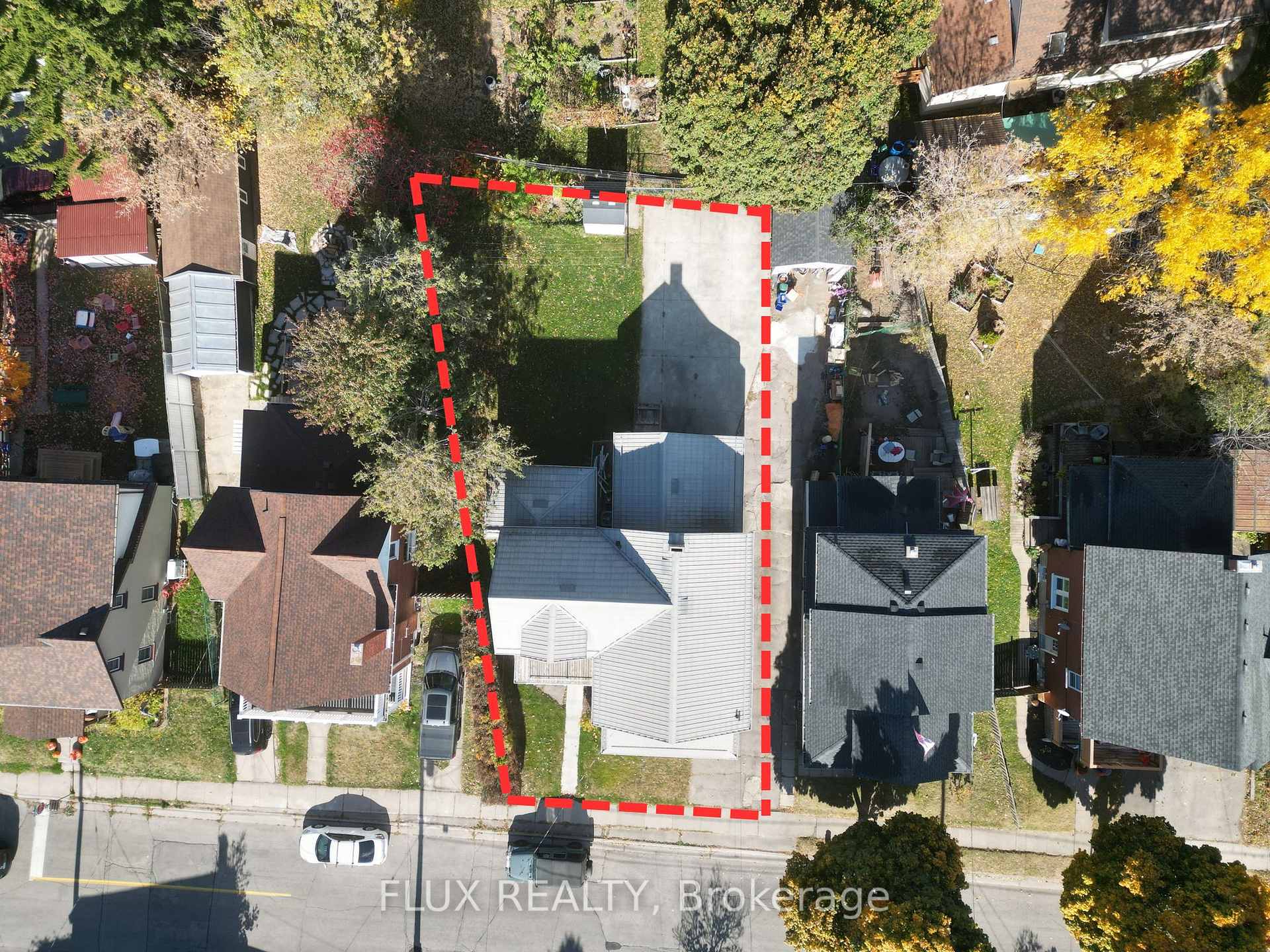 Photo 40 of 102-104 Blucher Street, Kitchener — HOMEH