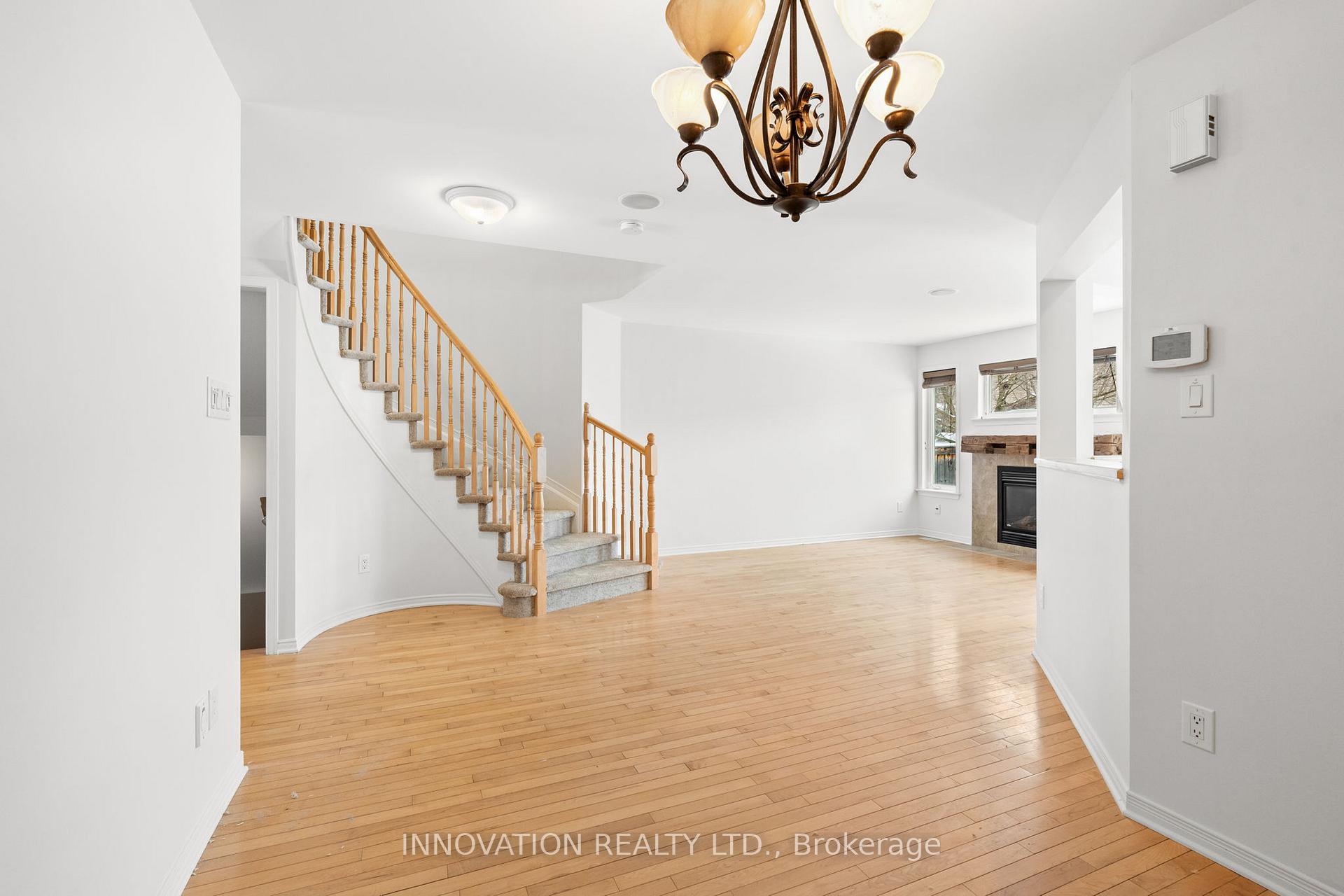 Photo 8 of 520 Fordell Avenue, Ottawa, Kanata - Morgan's Grant/South March — HOMEH