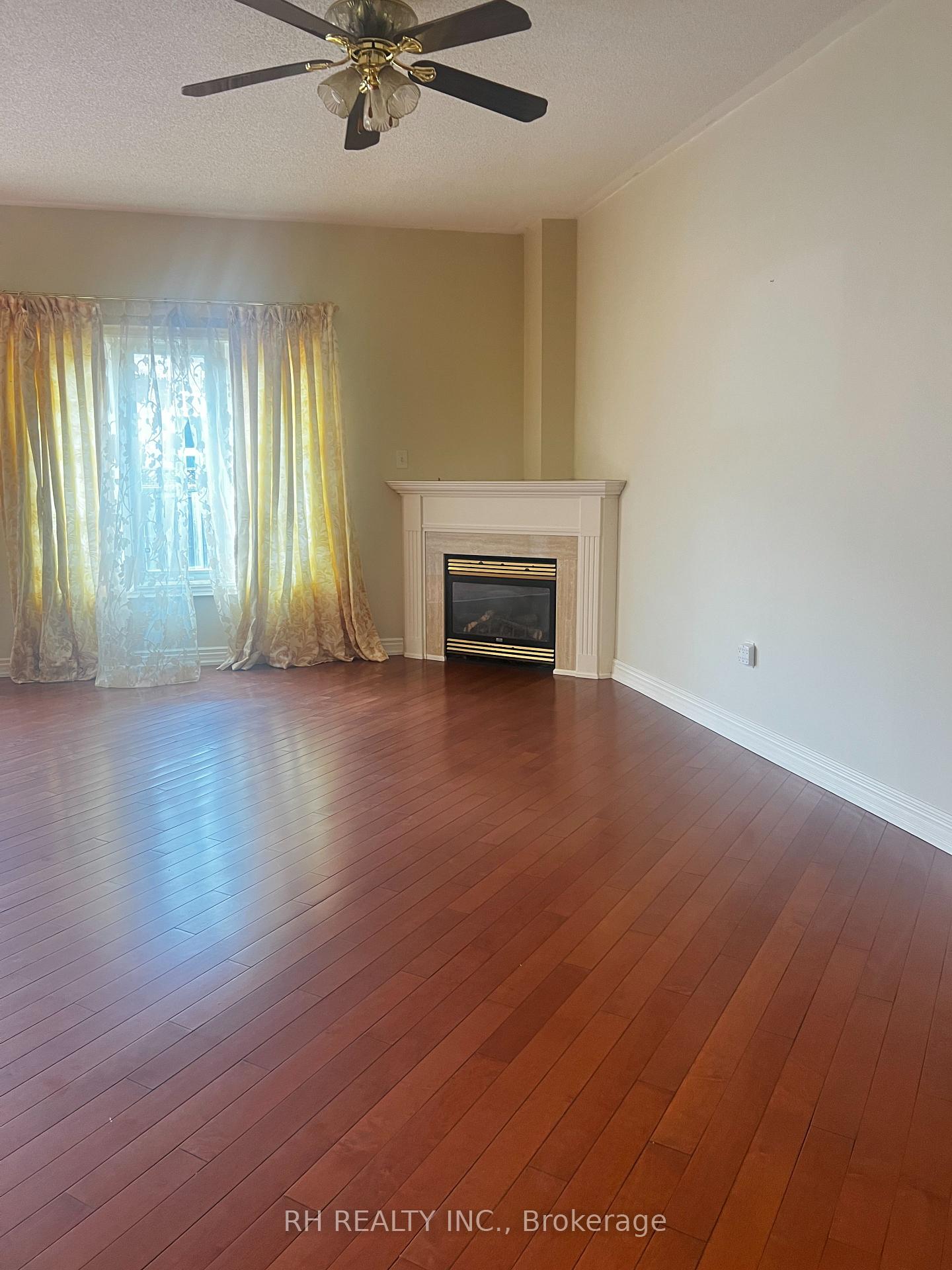 Photo 5 of 89 Park Place Drive, Markham, Greensborough — HOMEH