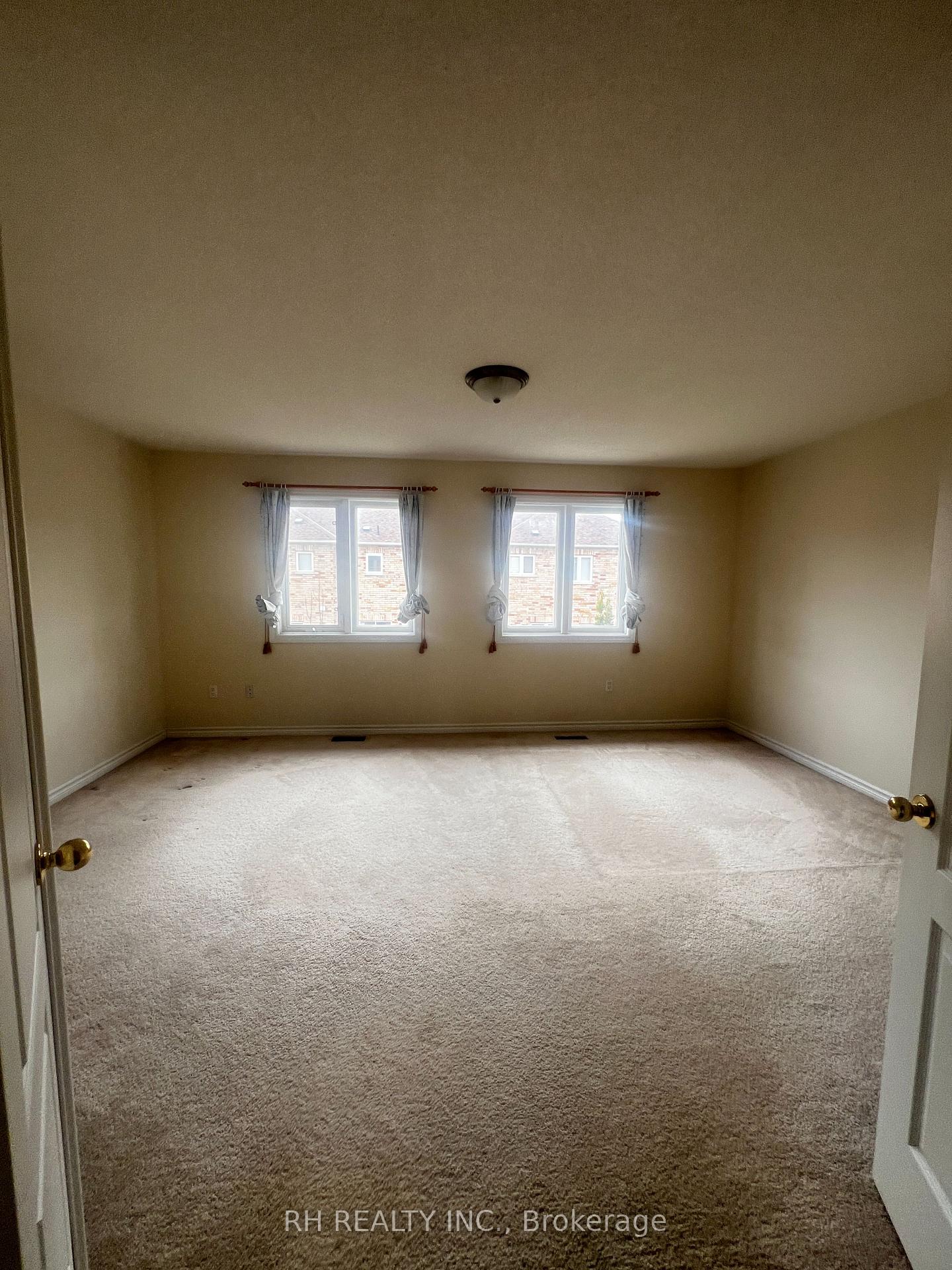 Photo 11 of 89 Park Place Drive, Markham, Greensborough — HOMEH