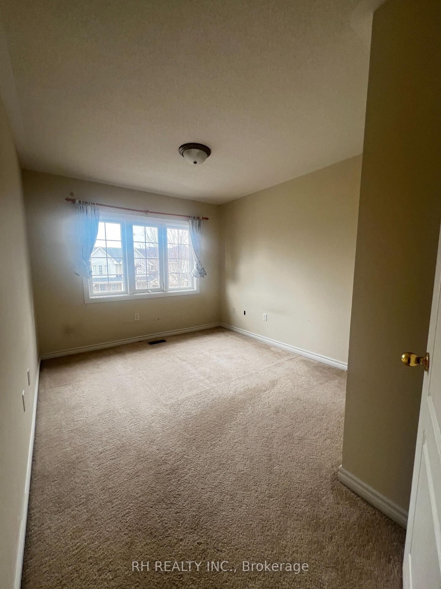 Photo 13 of 89 Park Place Drive, Markham, Greensborough — HOMEH