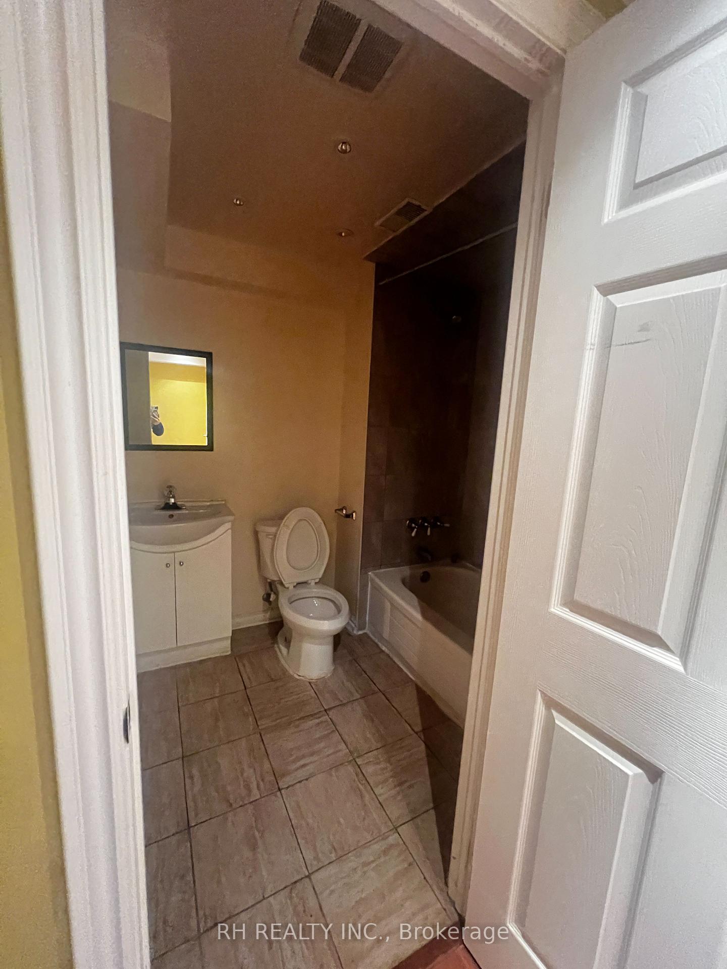 Photo 18 of 89 Park Place Drive, Markham, Greensborough — HOMEH