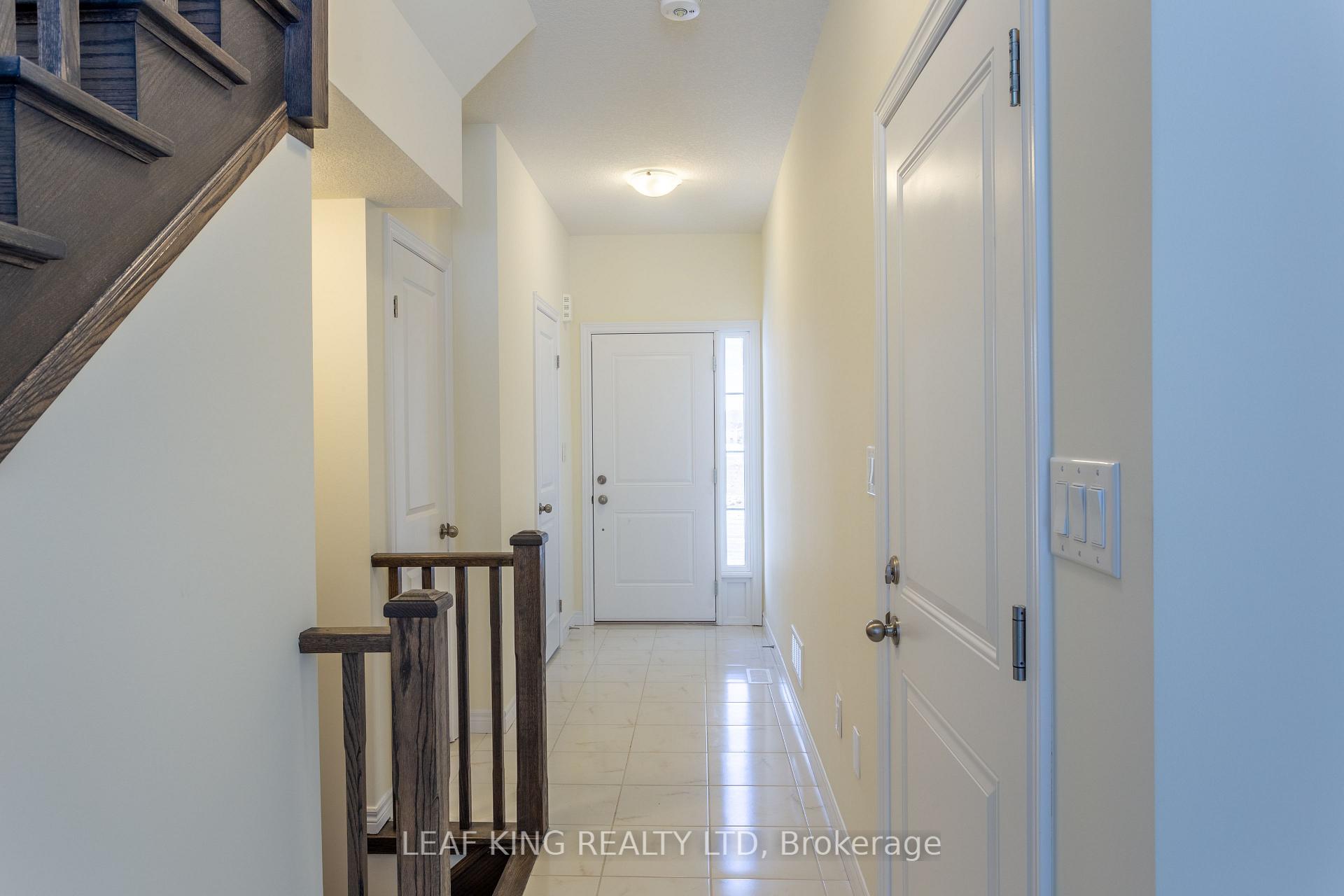 Photo 2 of 39 Beasley Grove, Hamilton, Meadowlands — HOMEH