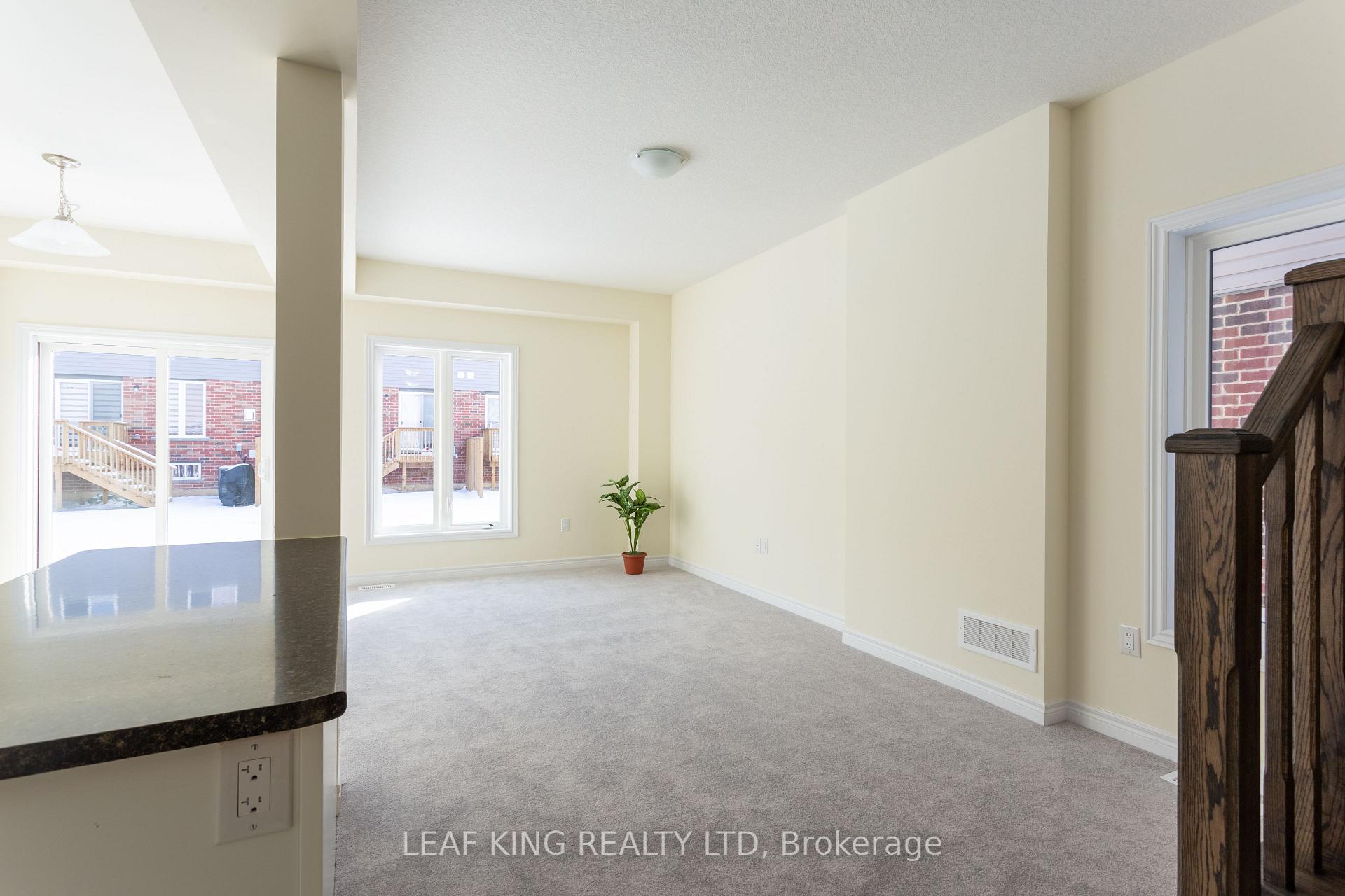 Photo 5 of 39 Beasley Grove, Hamilton, Meadowlands — HOMEH
