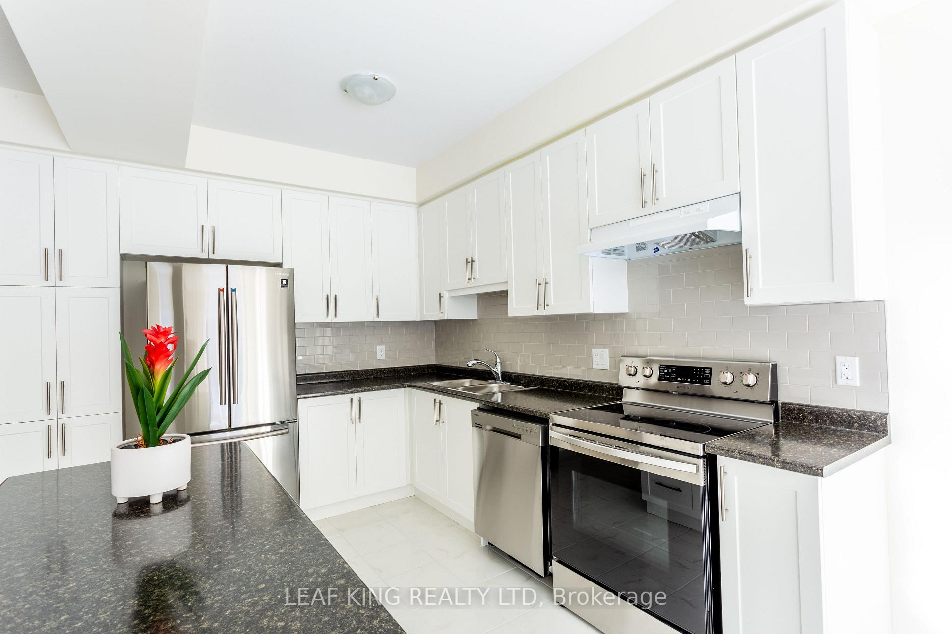Photo 12 of 39 Beasley Grove, Hamilton, Meadowlands — HOMEH