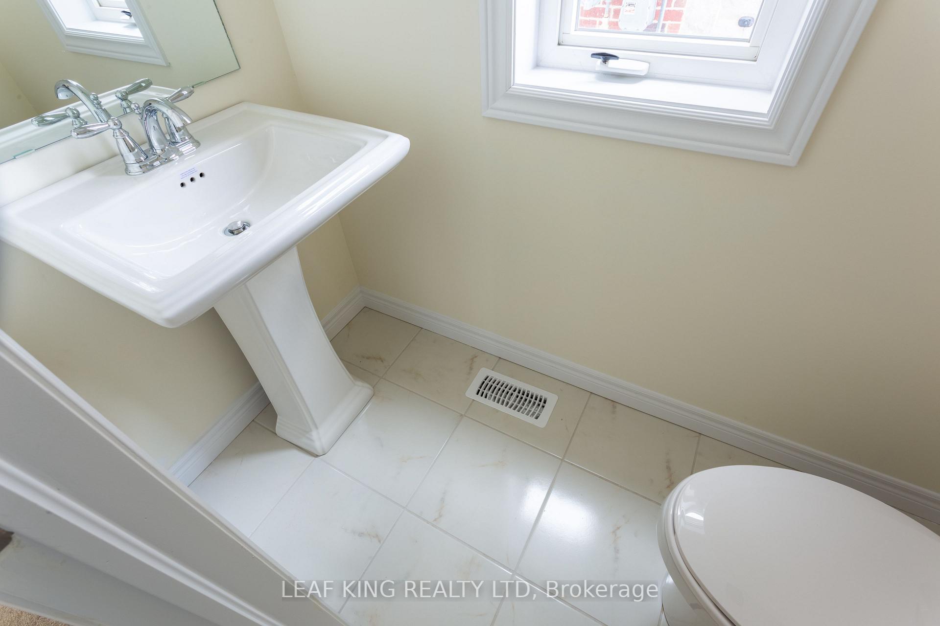 Photo 15 of 39 Beasley Grove, Hamilton, Meadowlands — HOMEH