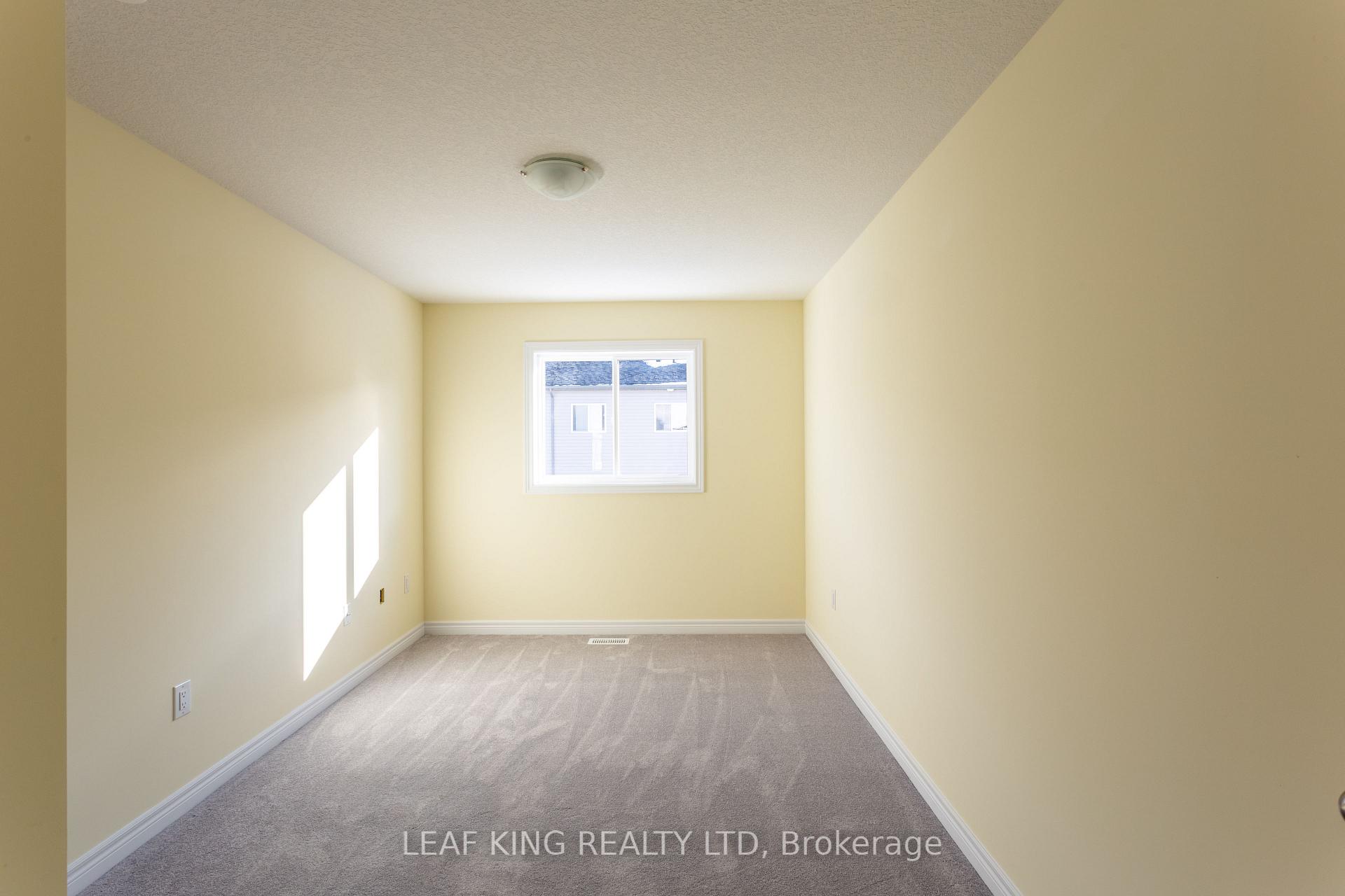 Photo 24 of 39 Beasley Grove, Hamilton, Meadowlands — HOMEH
