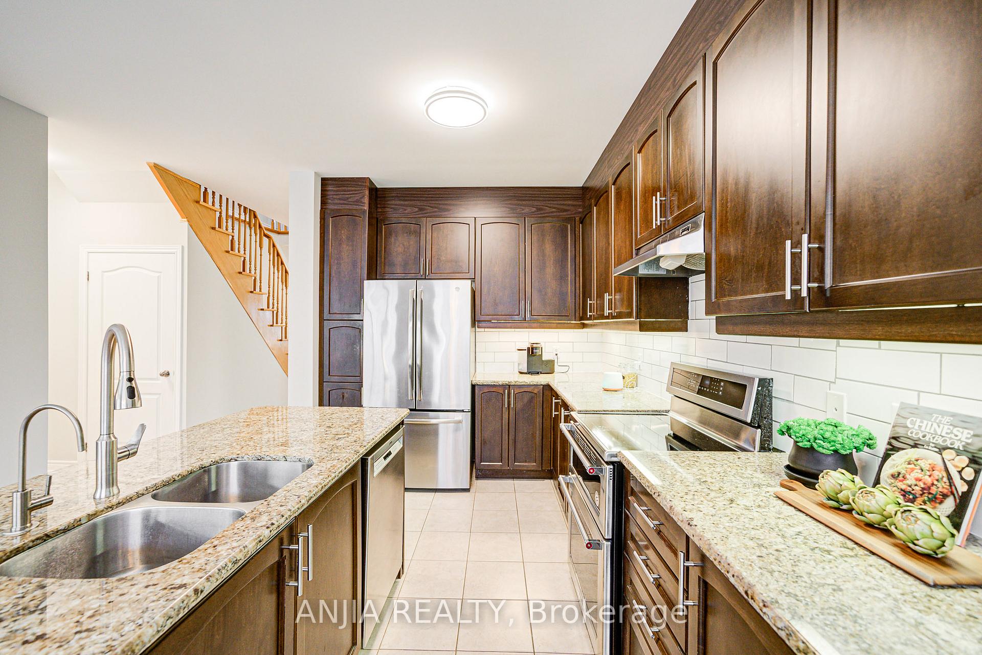 Photo 19 of 9 Desjardin Drive, Markham, Greensborough — HOMEH