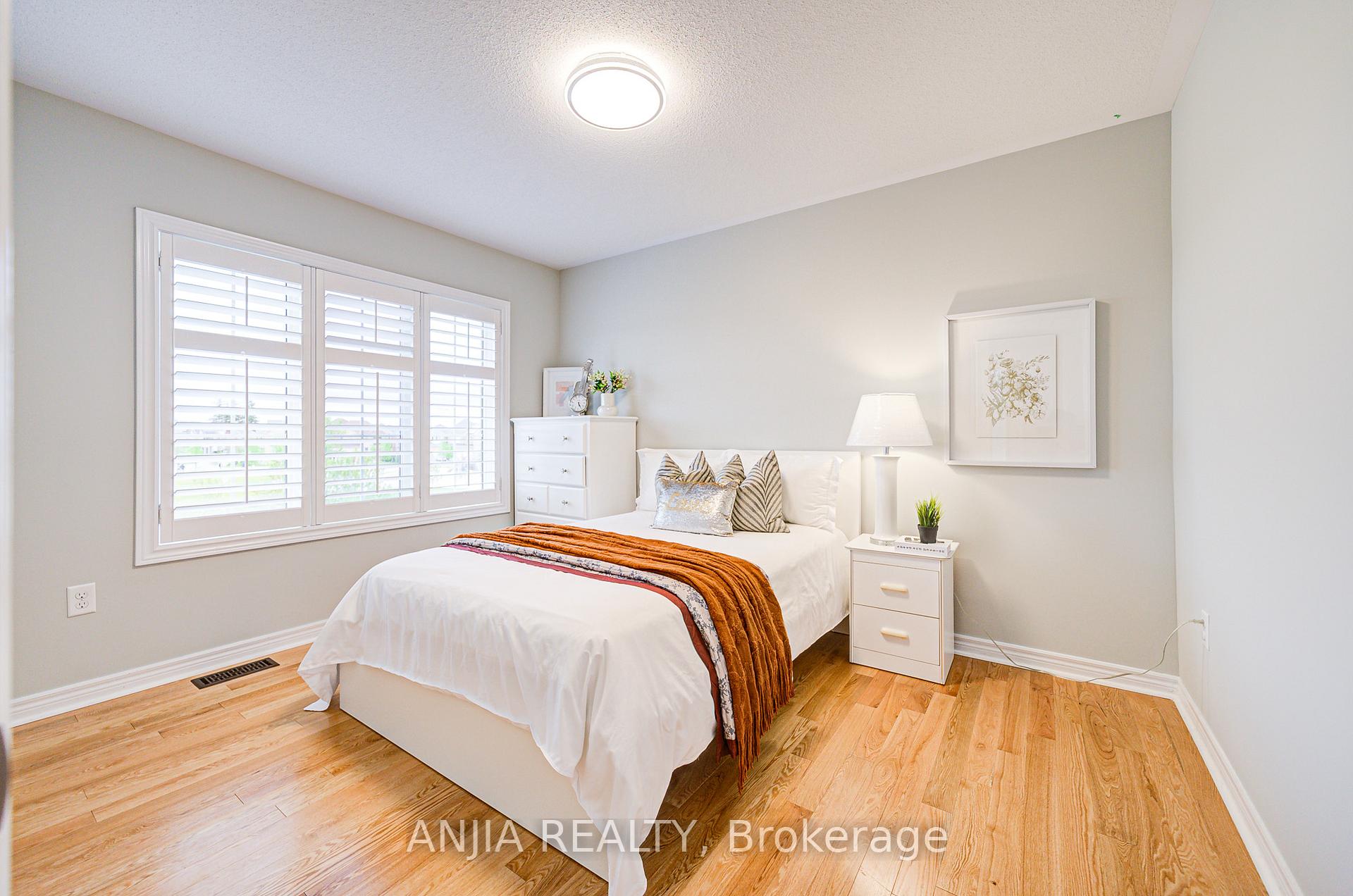 Photo 24 of 9 Desjardin Drive, Markham, Greensborough — HOMEH