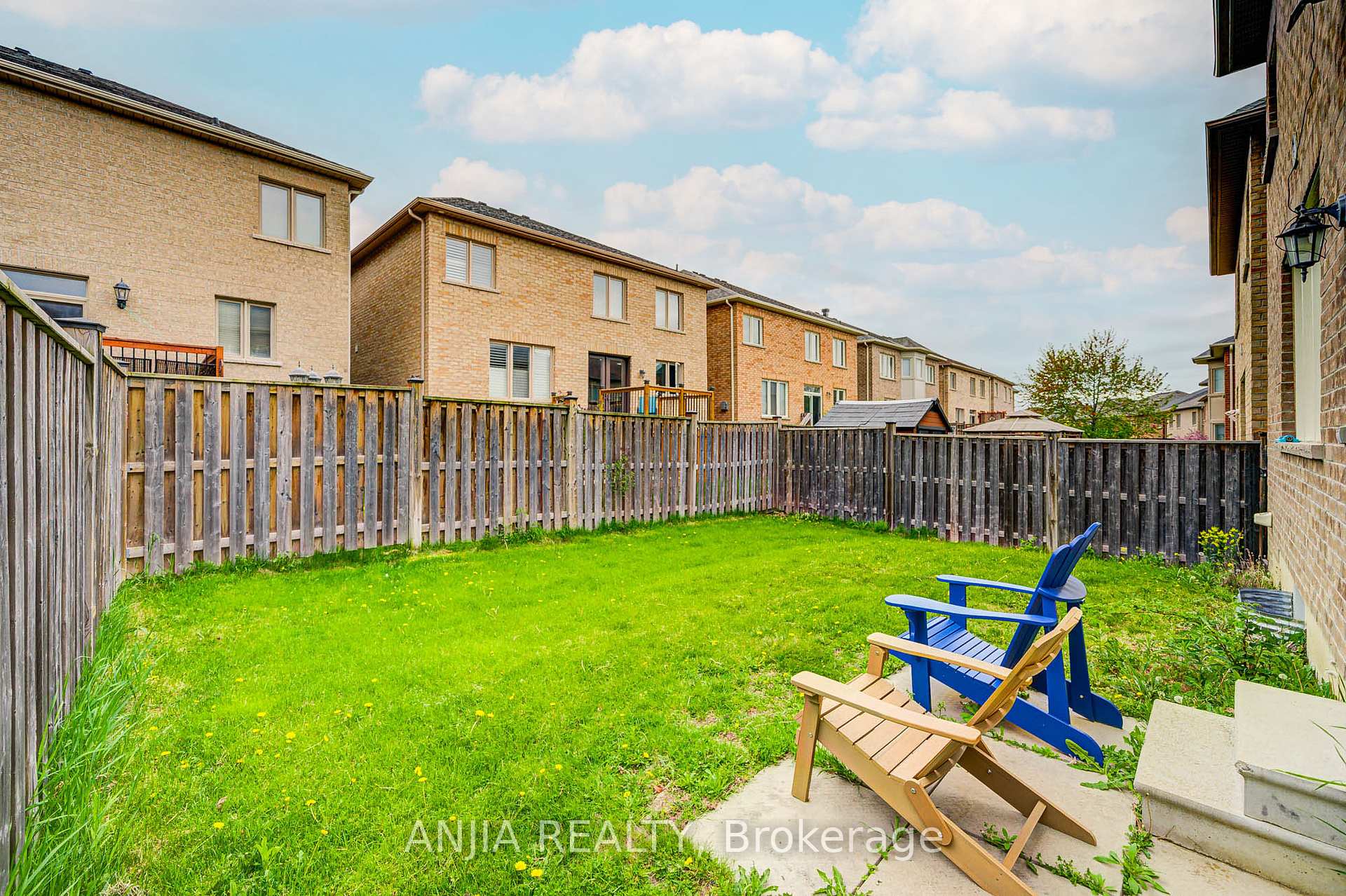 Photo 28 of 9 Desjardin Drive, Markham, Greensborough — HOMEH