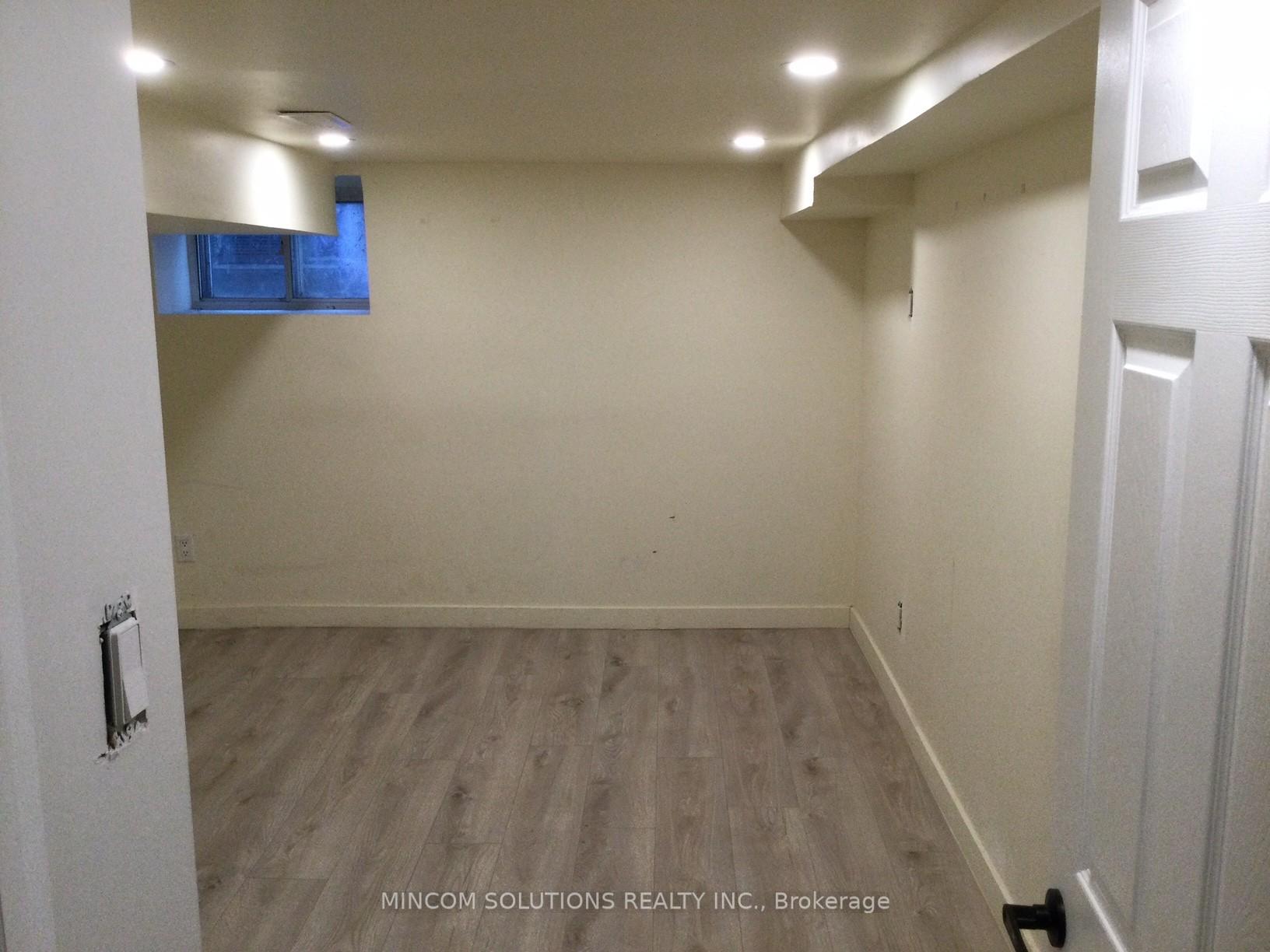 Photo 18 of Unit A,B,C,D, 27 Gibson Avenue, Hamilton, Gibson — HOMEH