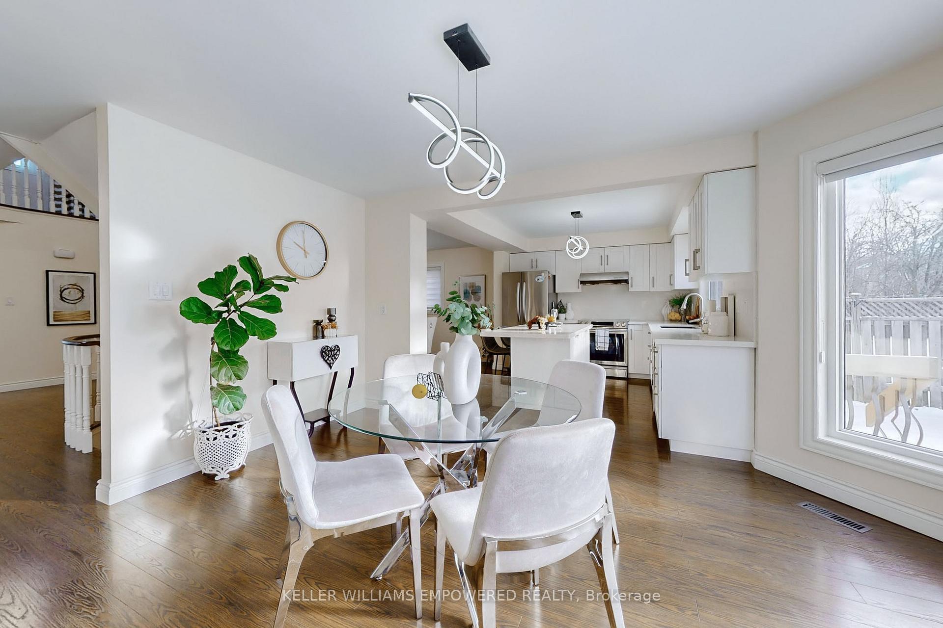 Photo 19 of 339 Manhattan Drive, Markham, Markville — HOMEH