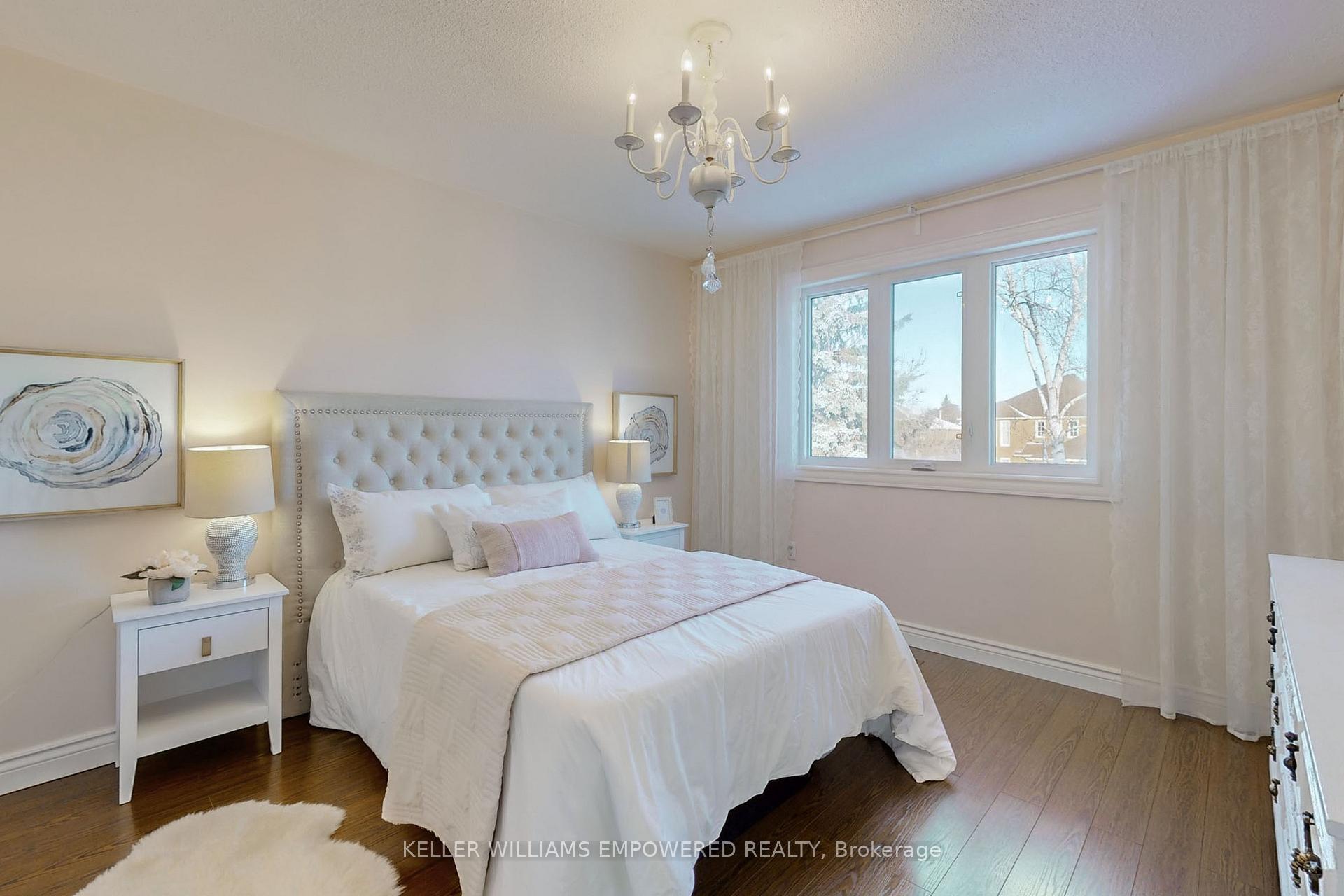 Photo 27 of 339 Manhattan Drive, Markham, Markville — HOMEH