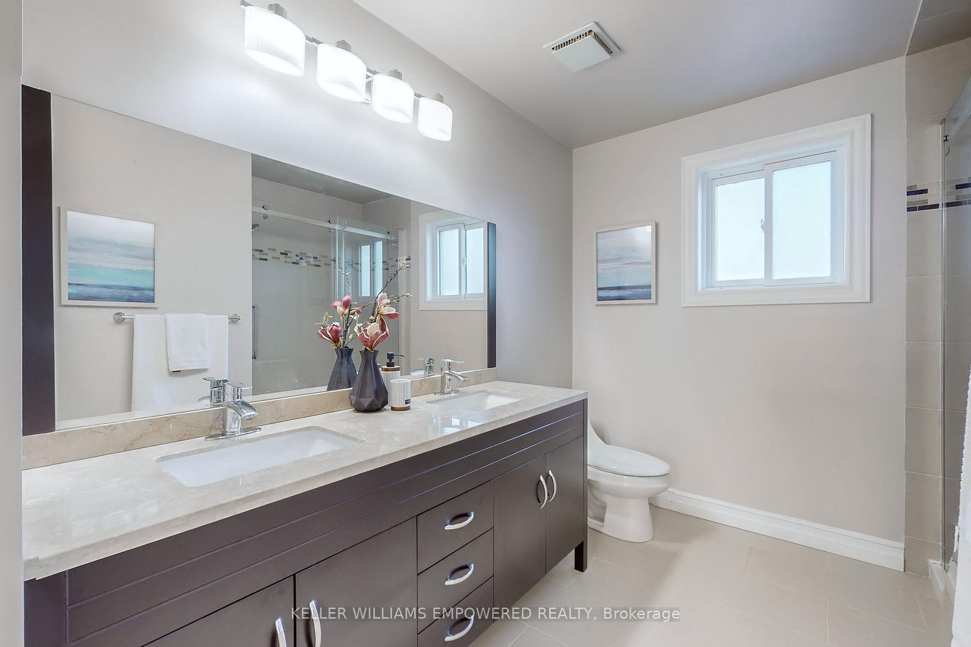 Photo 29 of 339 Manhattan Drive, Markham, Markville — HOMEH