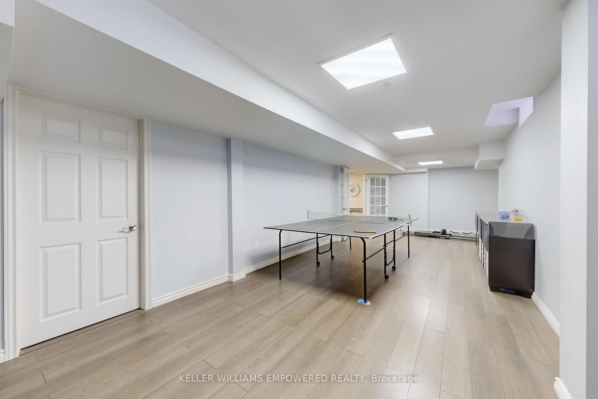 Photo 37 of 339 Manhattan Drive, Markham, Markville — HOMEH