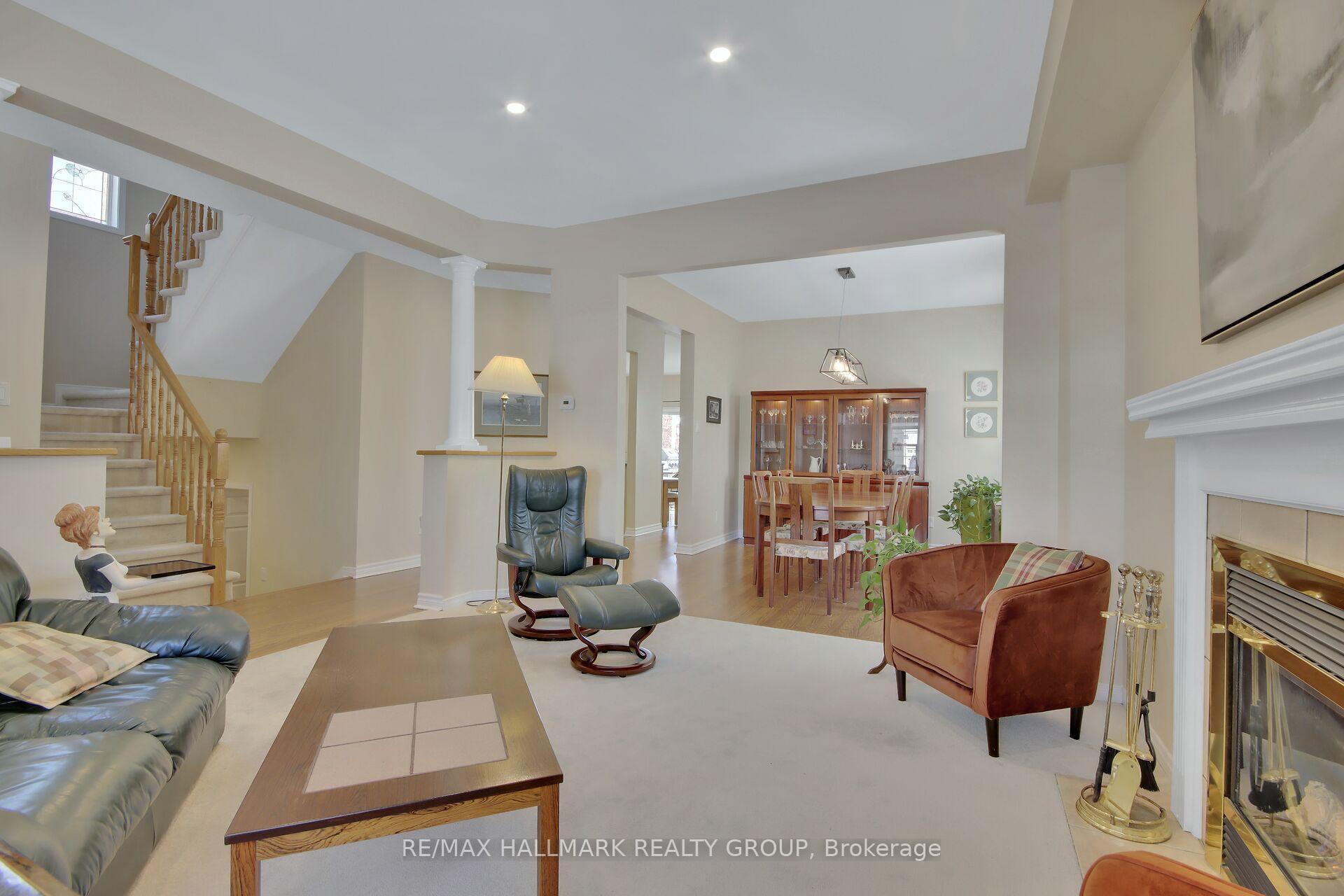 Photo 5 of 73 Goldridge Drive, Ottawa, Kanata - Kanata Lakes/Heritage Hills — HOMEH
