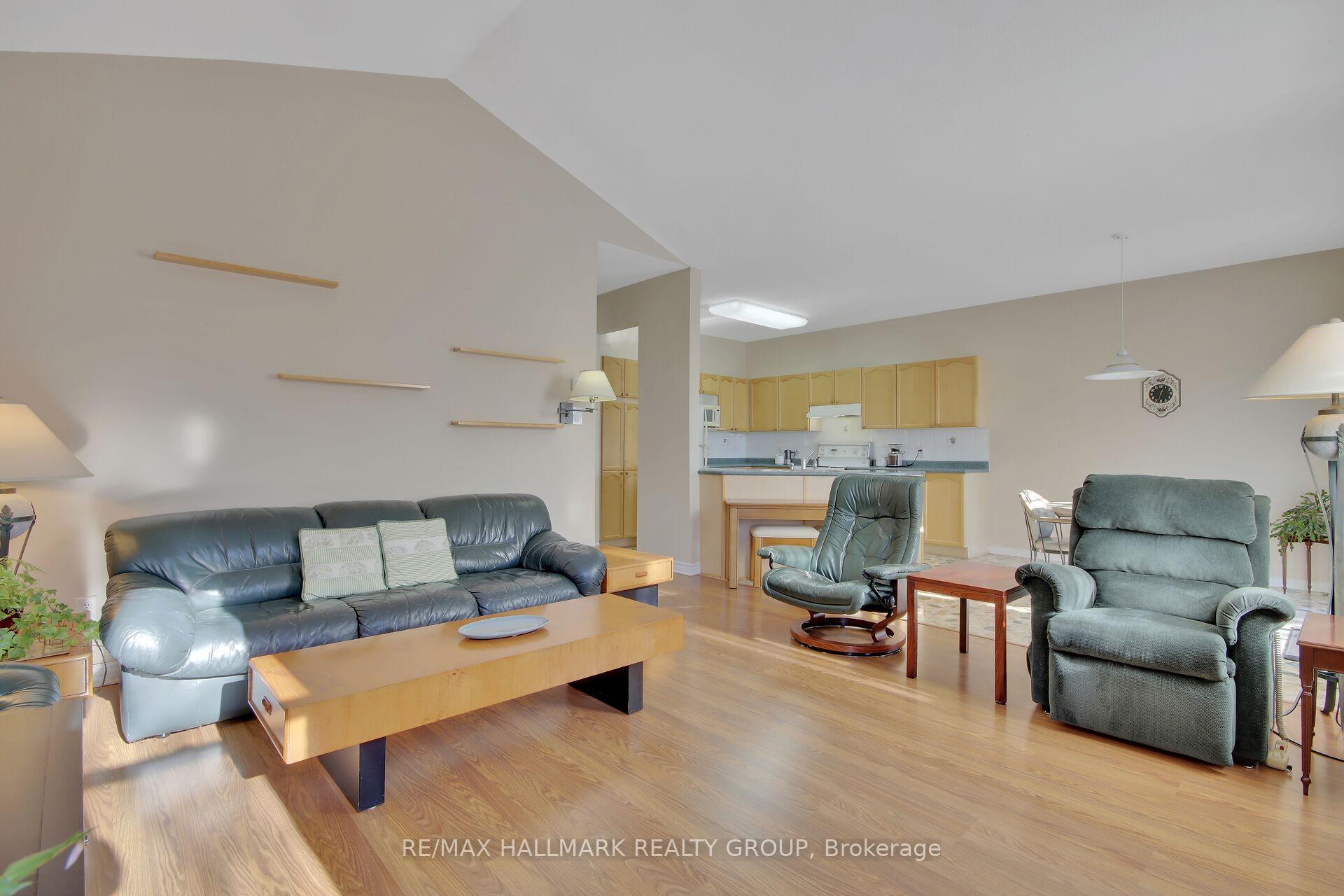 Photo 20 of 73 Goldridge Drive, Ottawa, Kanata - Kanata Lakes/Heritage Hills — HOMEH
