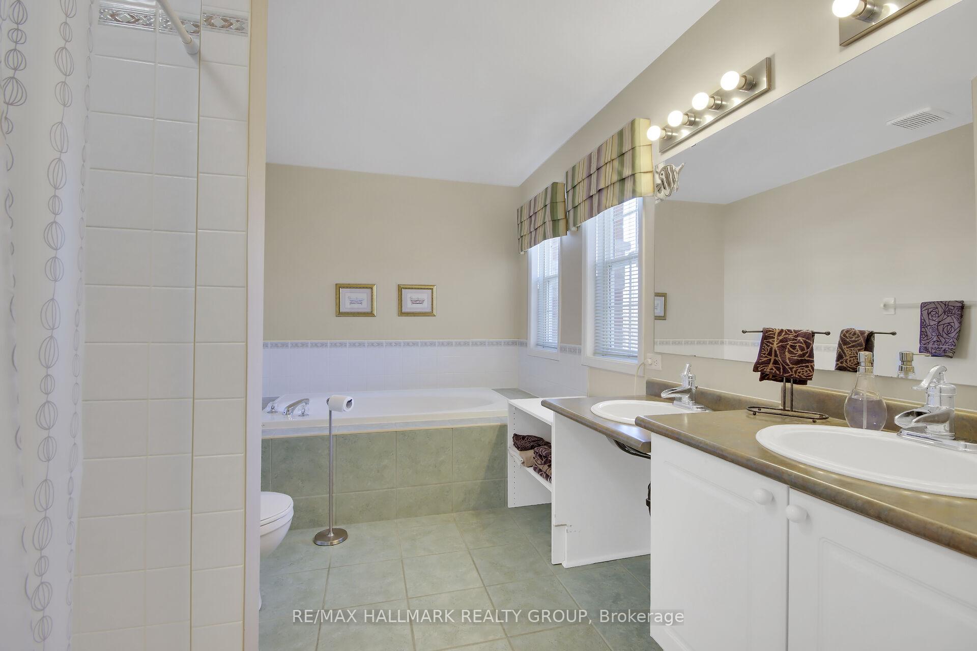 Photo 27 of 73 Goldridge Drive, Ottawa, Kanata - Kanata Lakes/Heritage Hills — HOMEH