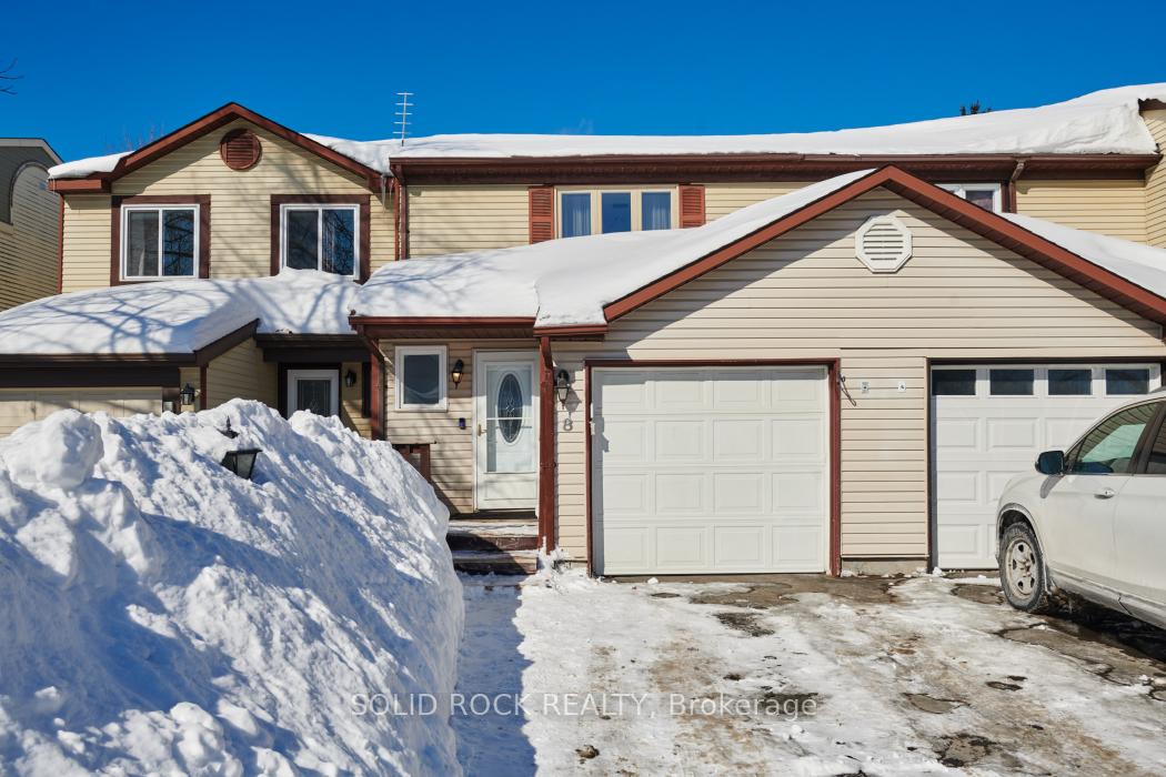 Photo 1 of 8 Shearer Crescent, Ottawa, Kanata - Katimavik — HOMEH