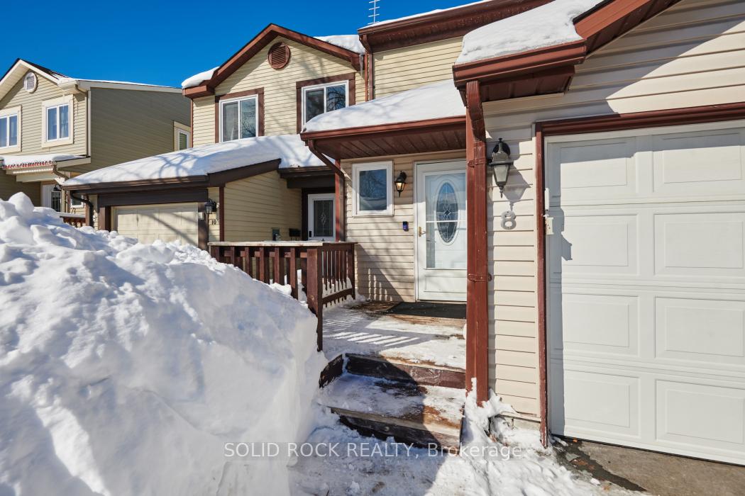 Photo 2 of 8 Shearer Crescent, Ottawa, Kanata - Katimavik — HOMEH