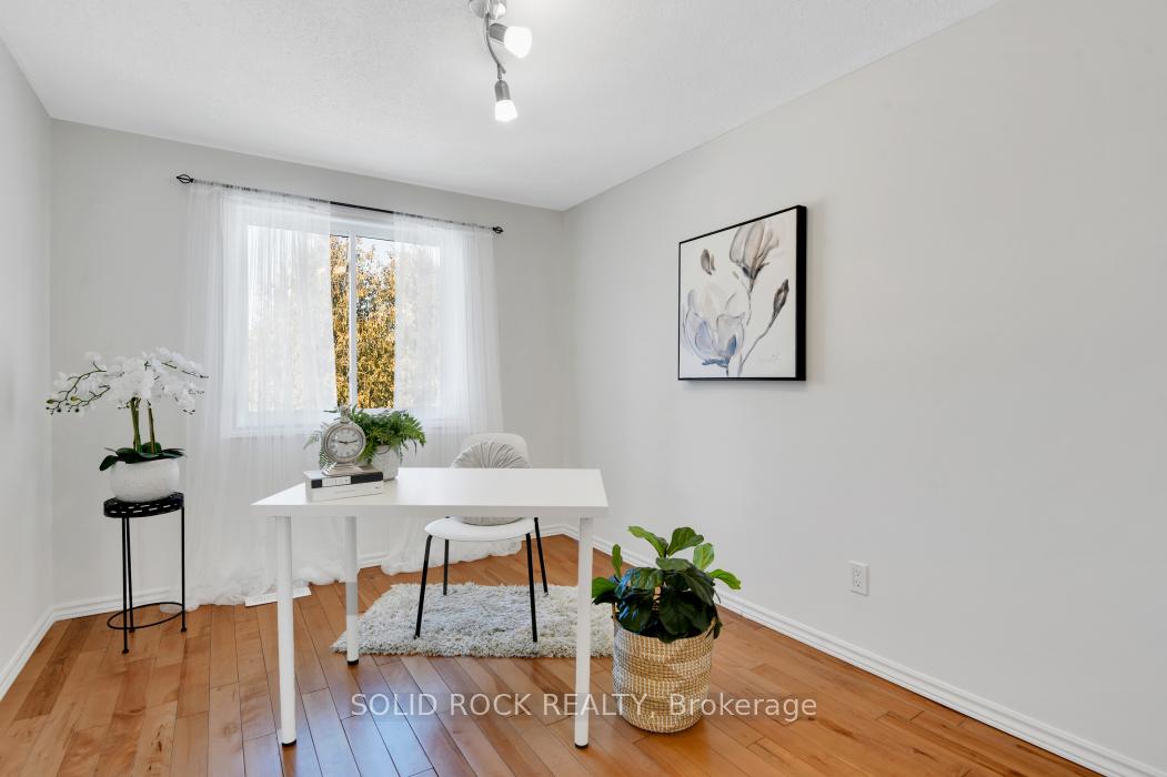 Photo 23 of 8 Shearer Crescent, Ottawa, Kanata - Katimavik — HOMEH